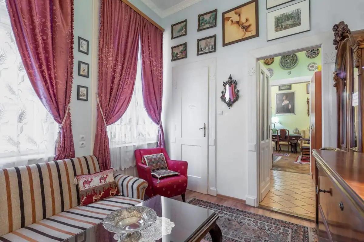 Apartament Market