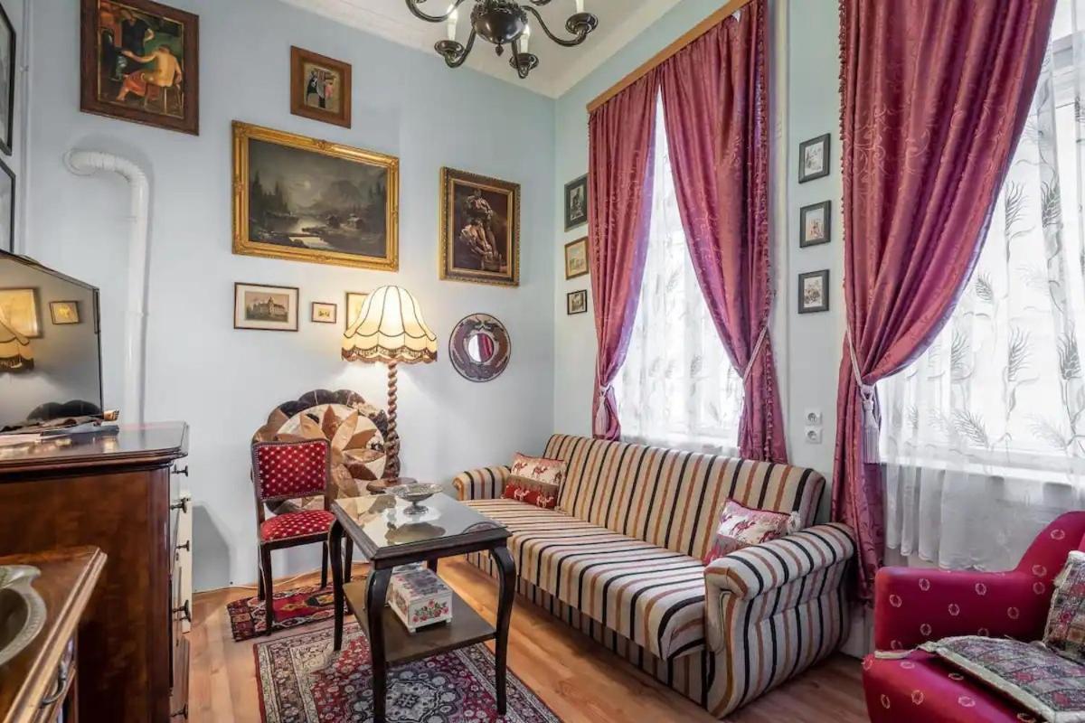 Market Apartament *