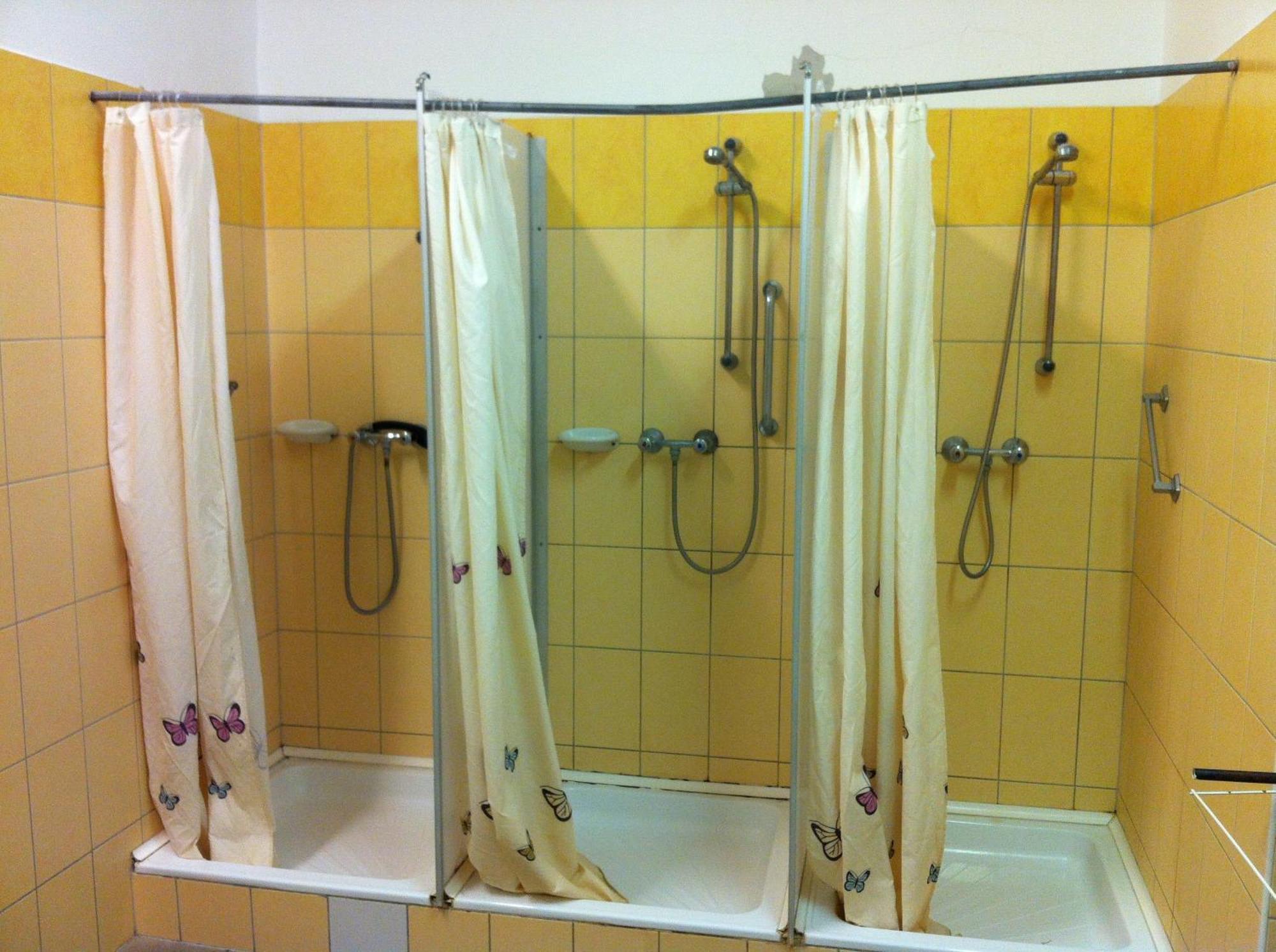 Hostel Season *
