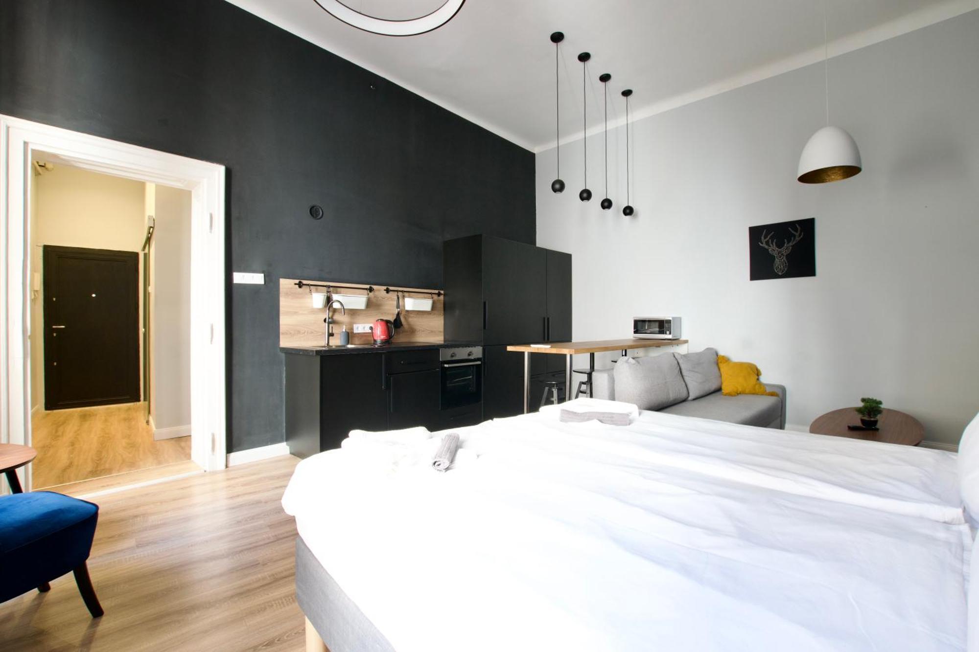 Apartment Flatiron Building - By Hi5