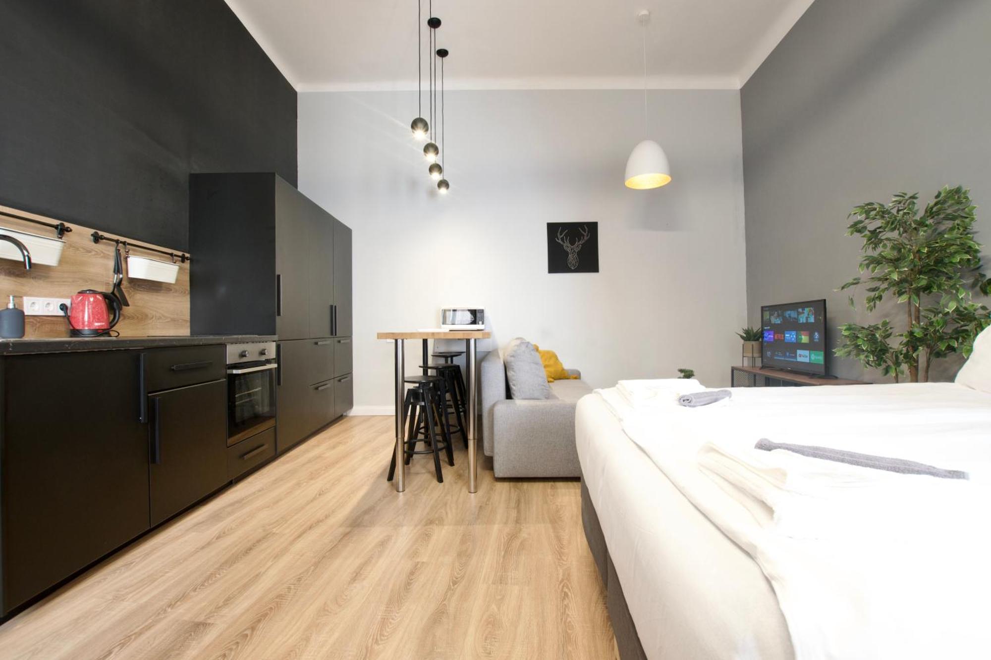 Apartment Flatiron Building - By Hi5