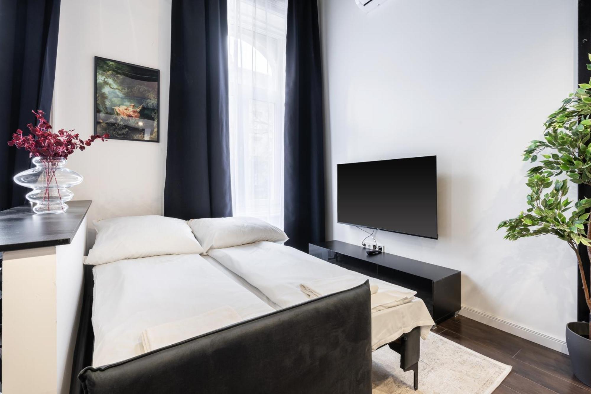 E41 - Trendy Boutique - Prime Spot By Bqa * Budapeszt