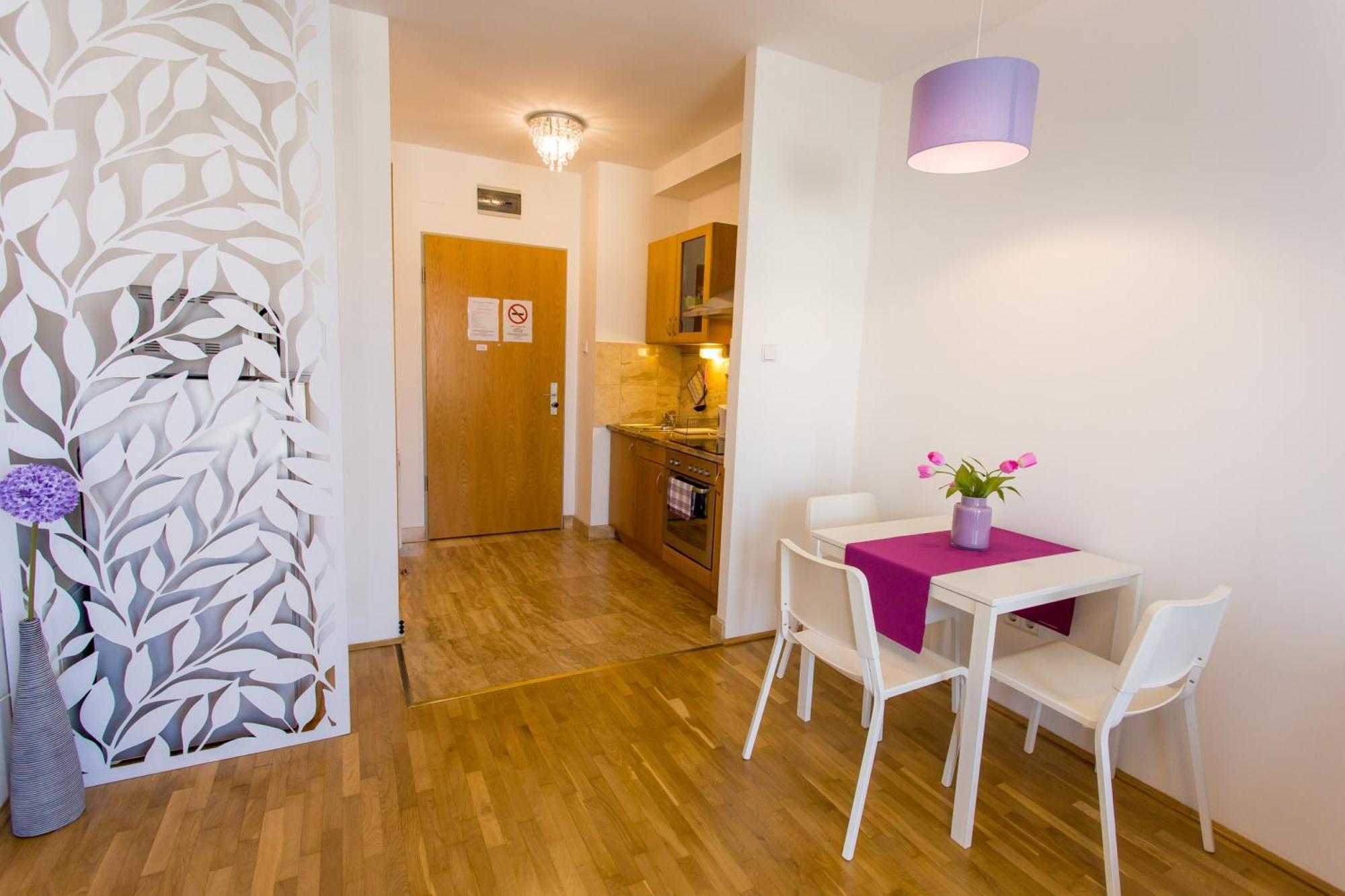 Apartment Colours Deluxe With Free Parking *