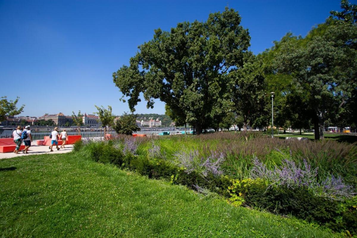 Cityscape Budget Corvinus Appartamento Budapest