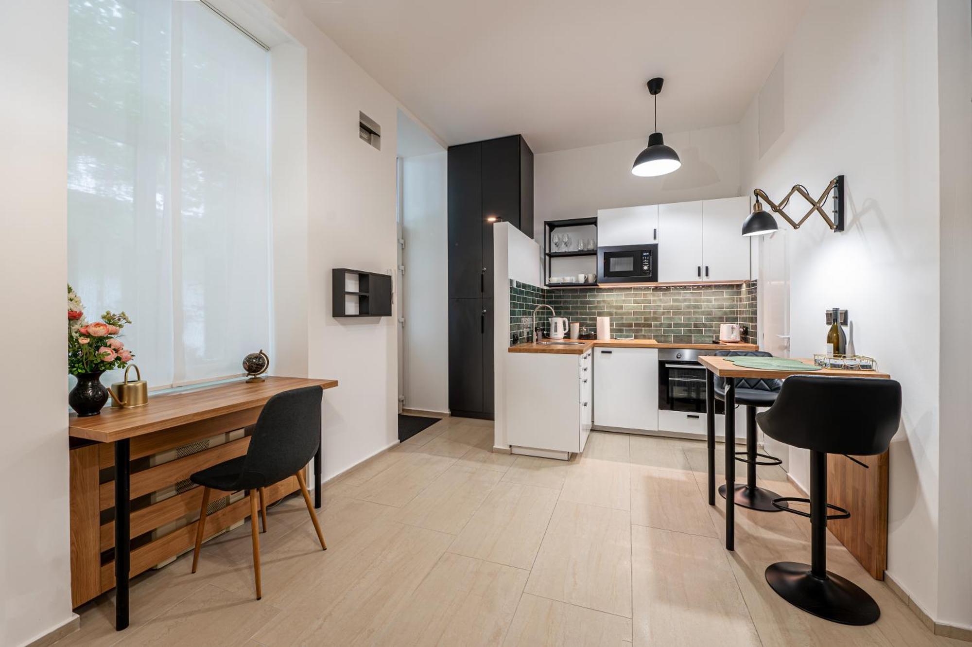 V531 Elitehost Voeroesmarty Apartman Budapest