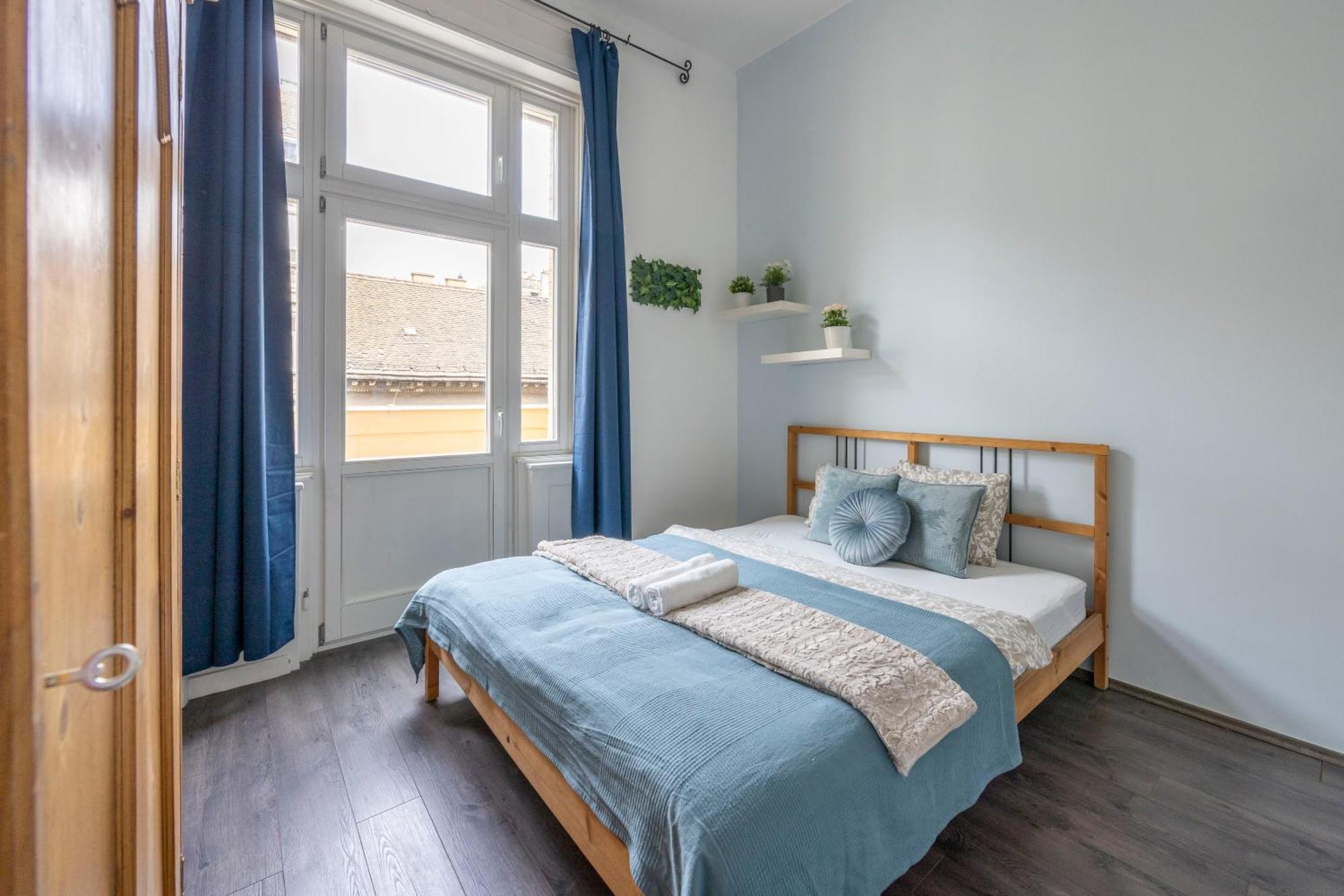 Explore From A Cozy & Sweet Retreat Appartement Boedapest