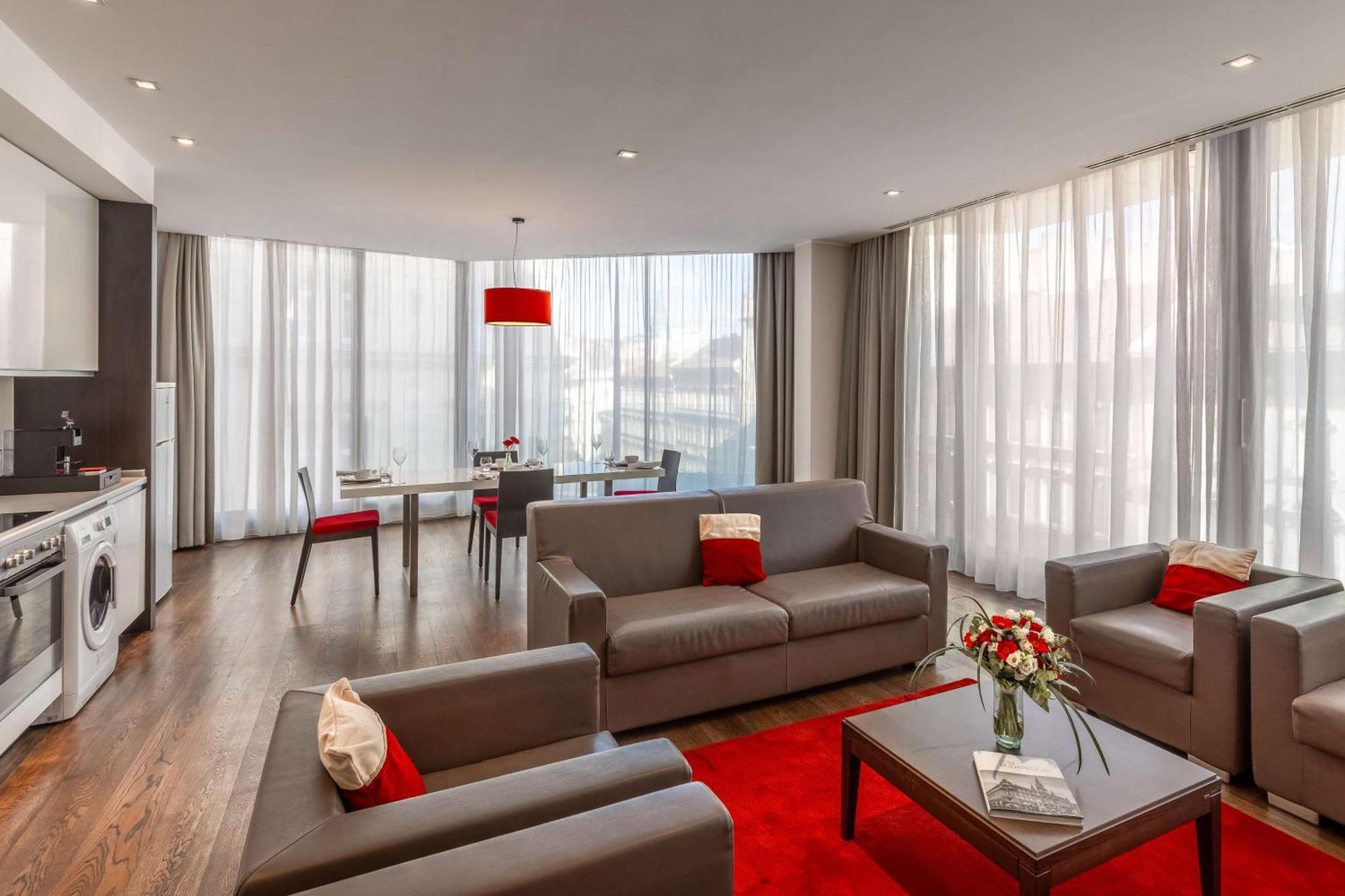 Nh Collection Center Hotel