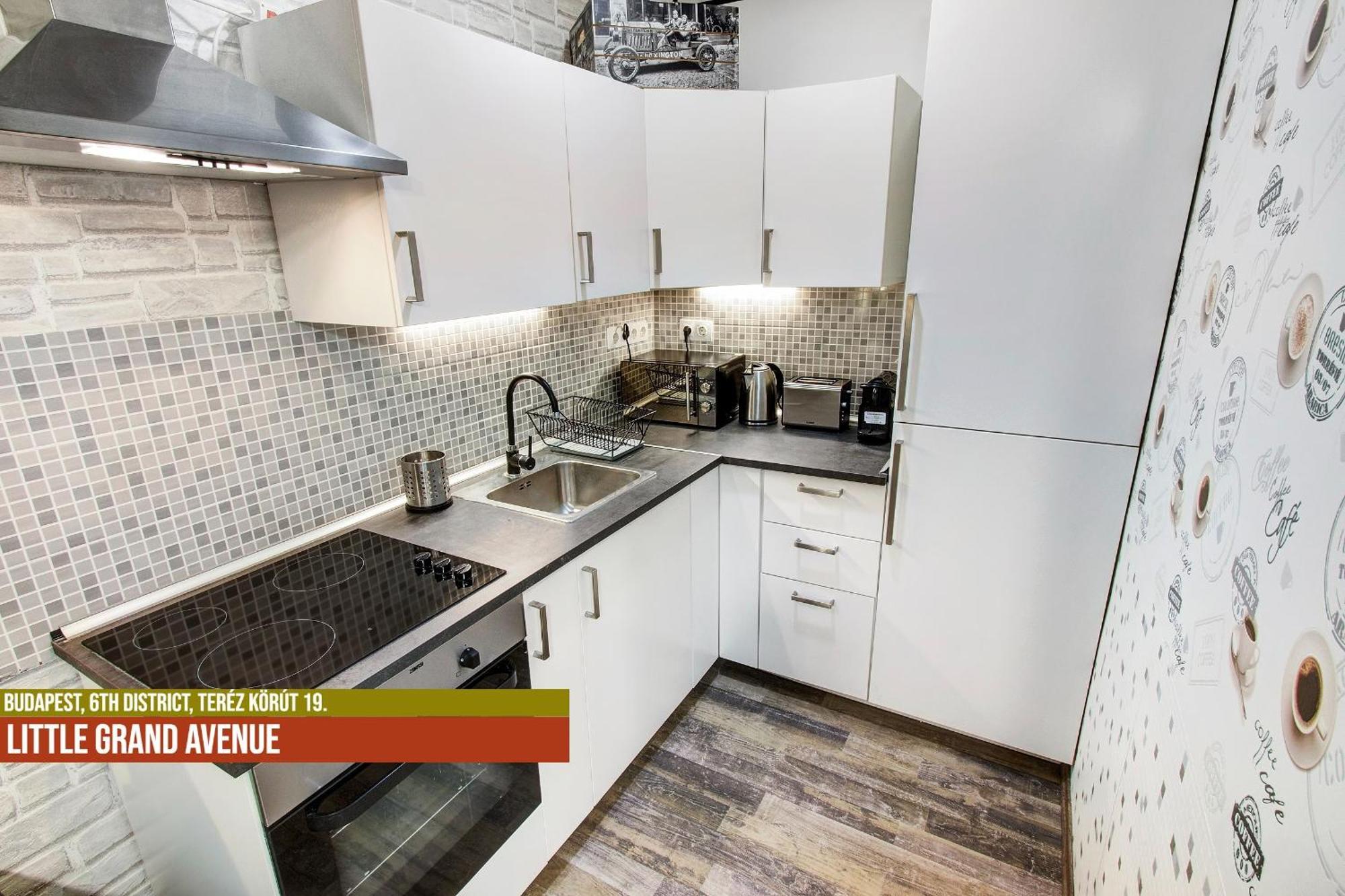 Little Americas Oktogon Apartments *