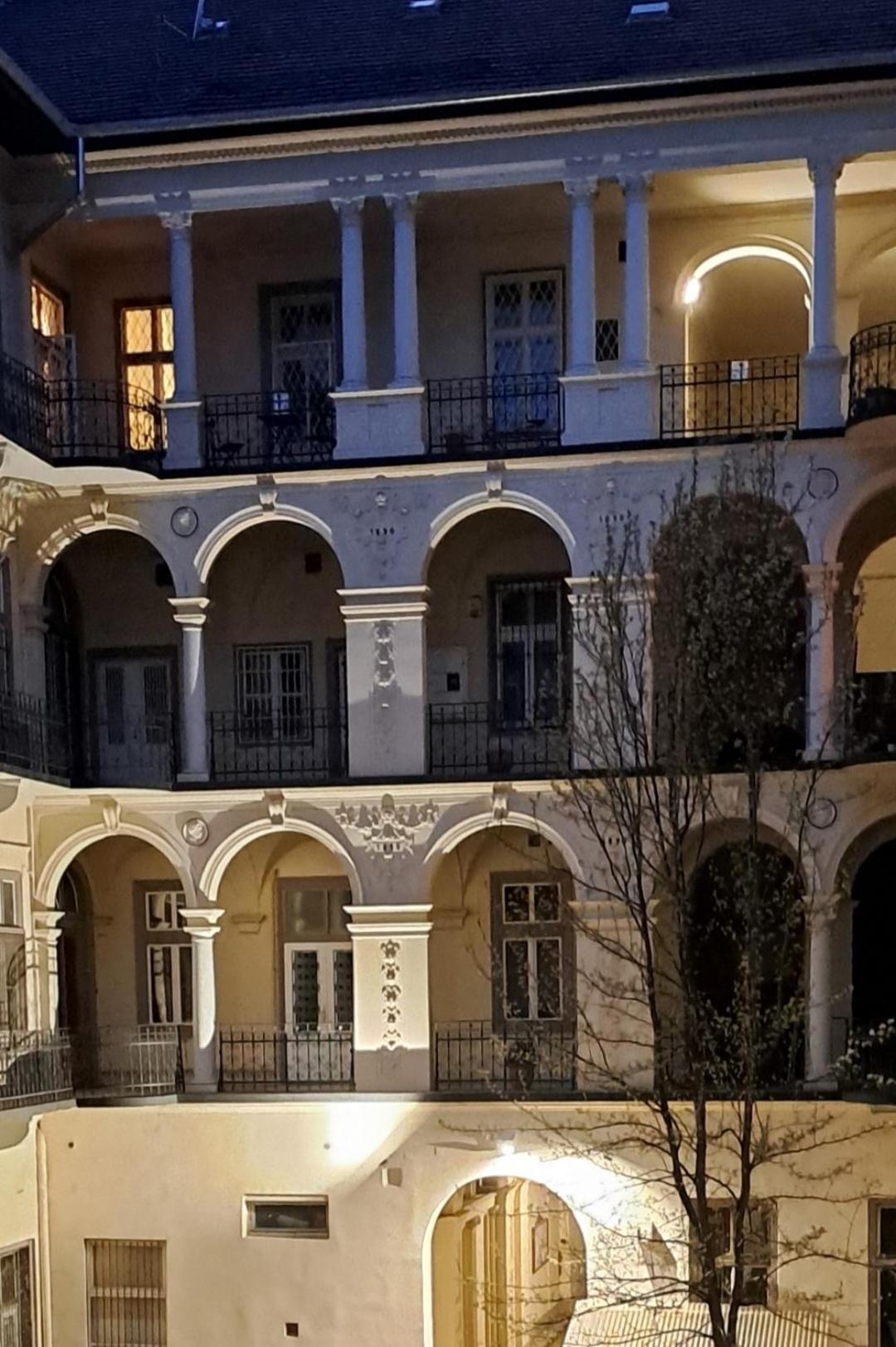 Your Gorgeous And Spacious Dream Free Parking * Budapest