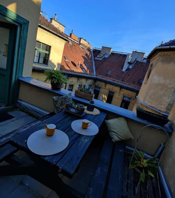 Ferencvarosi Tetoteraszos Appartement