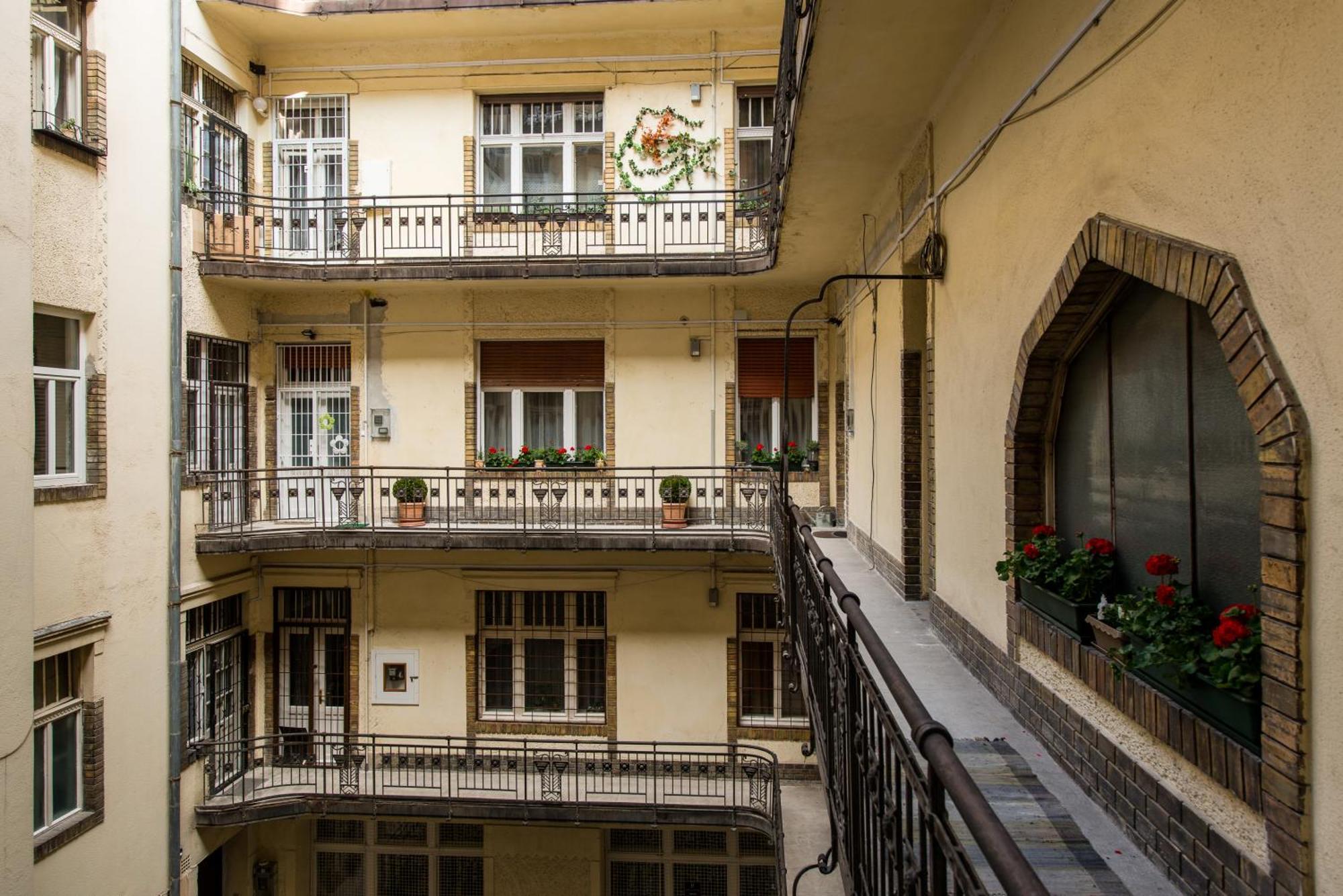 Gold Pearl 2 At St Stephen' S Basilica Apartment *