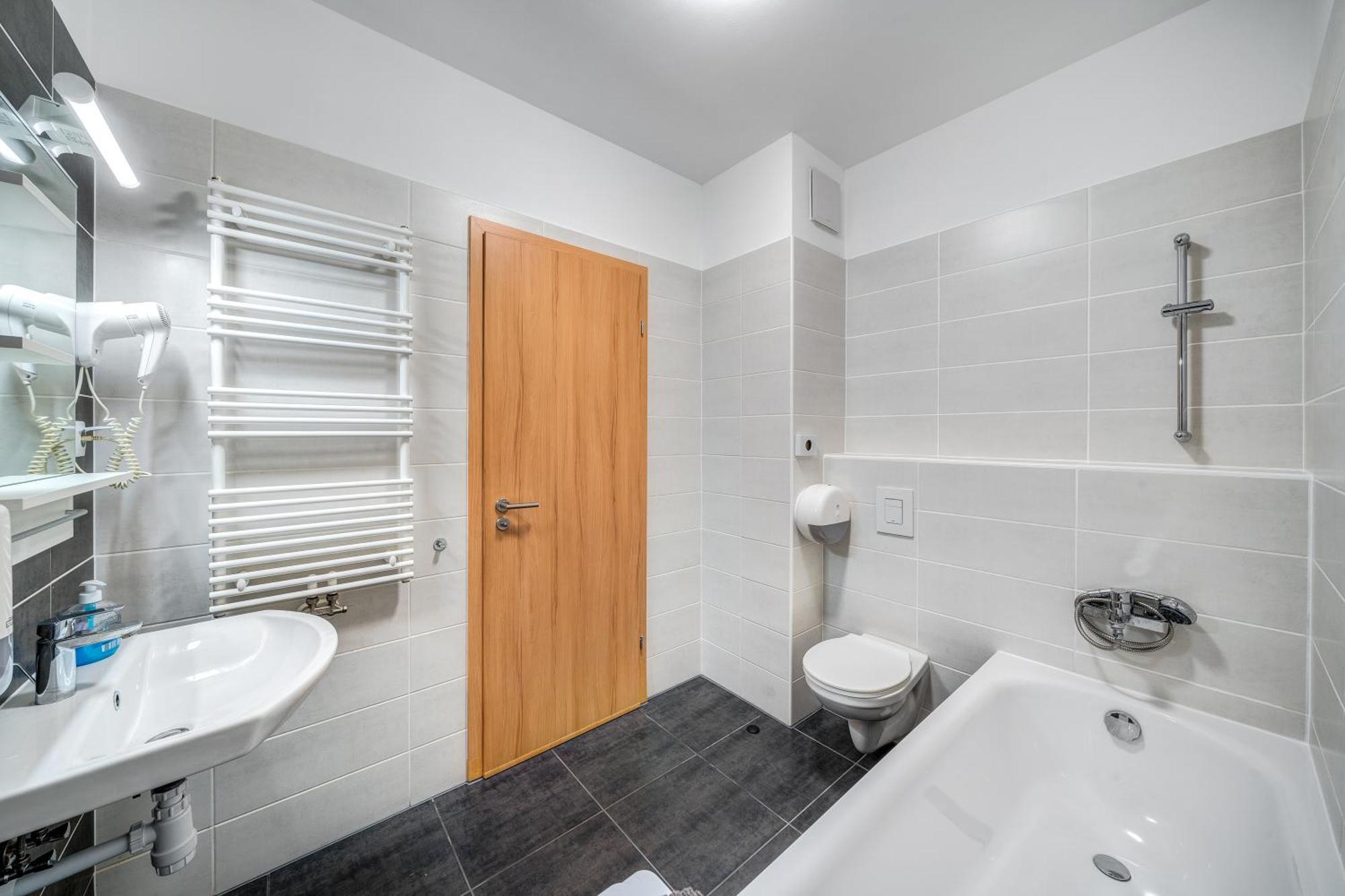 Elegance Retreat Apartment