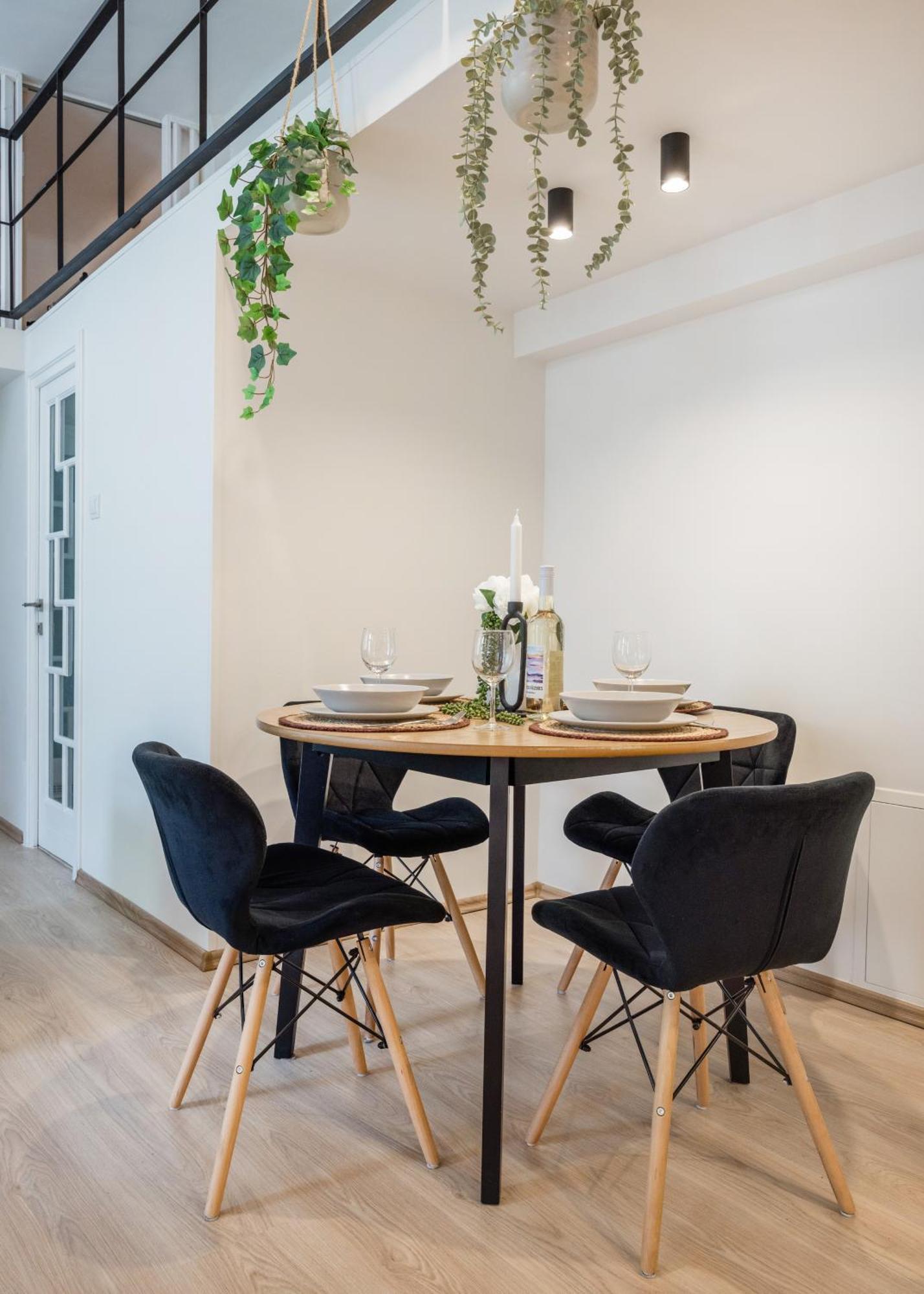 Chic 3br Heart Of District 7- Gem Lägenhet Budapest