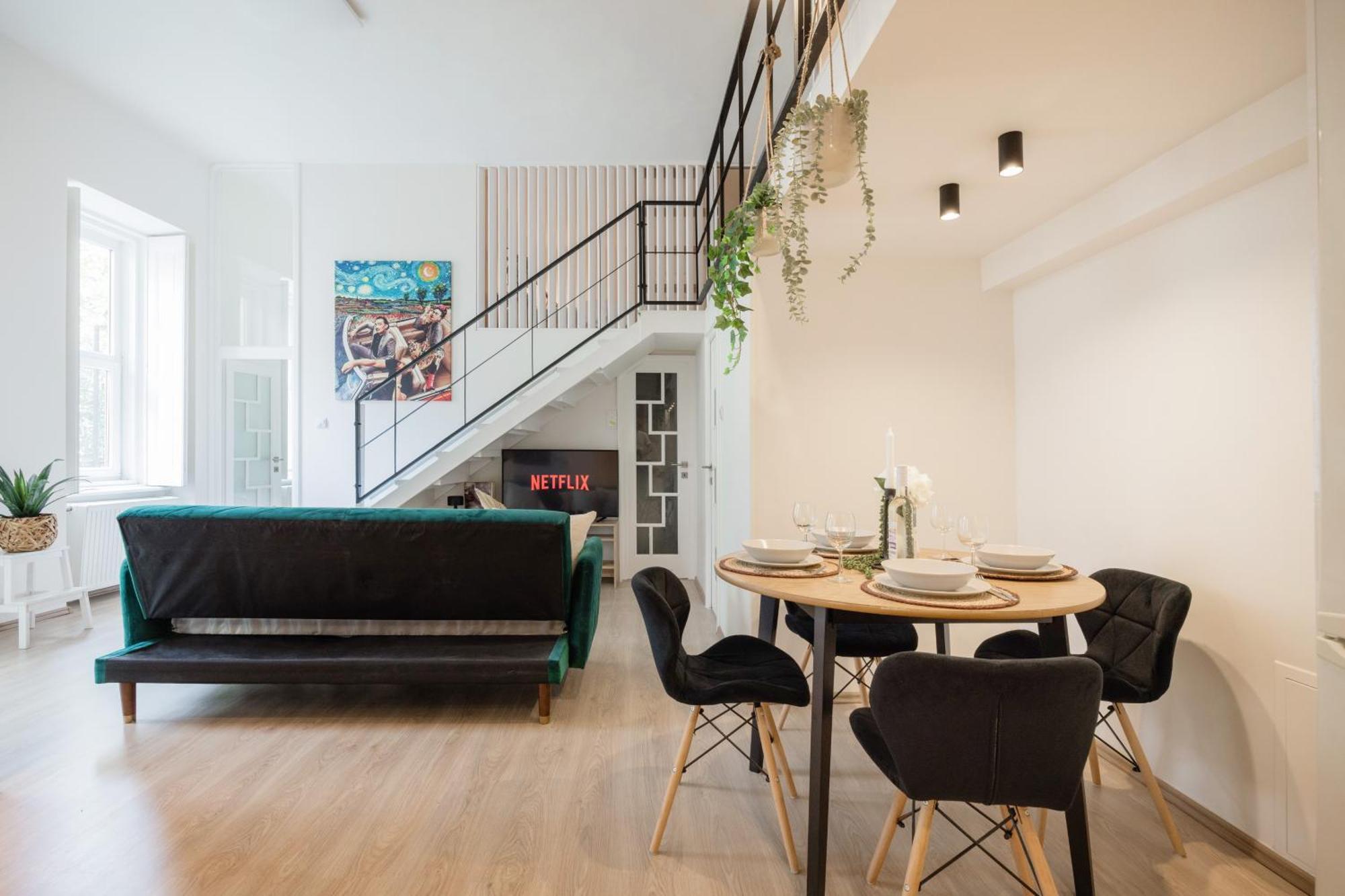 Chic 3br Heart Of District 7- Gem Lägenhet