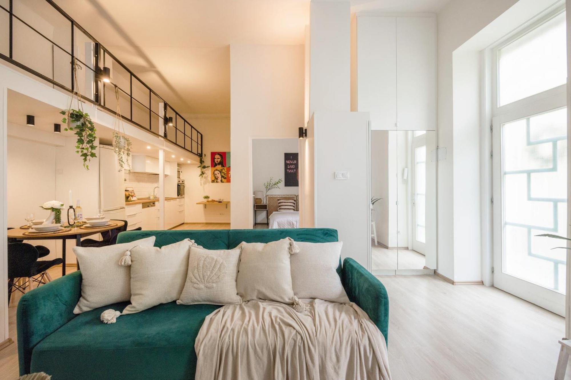 Lägenhet Chic 3br Heart Of District 7- Gem *