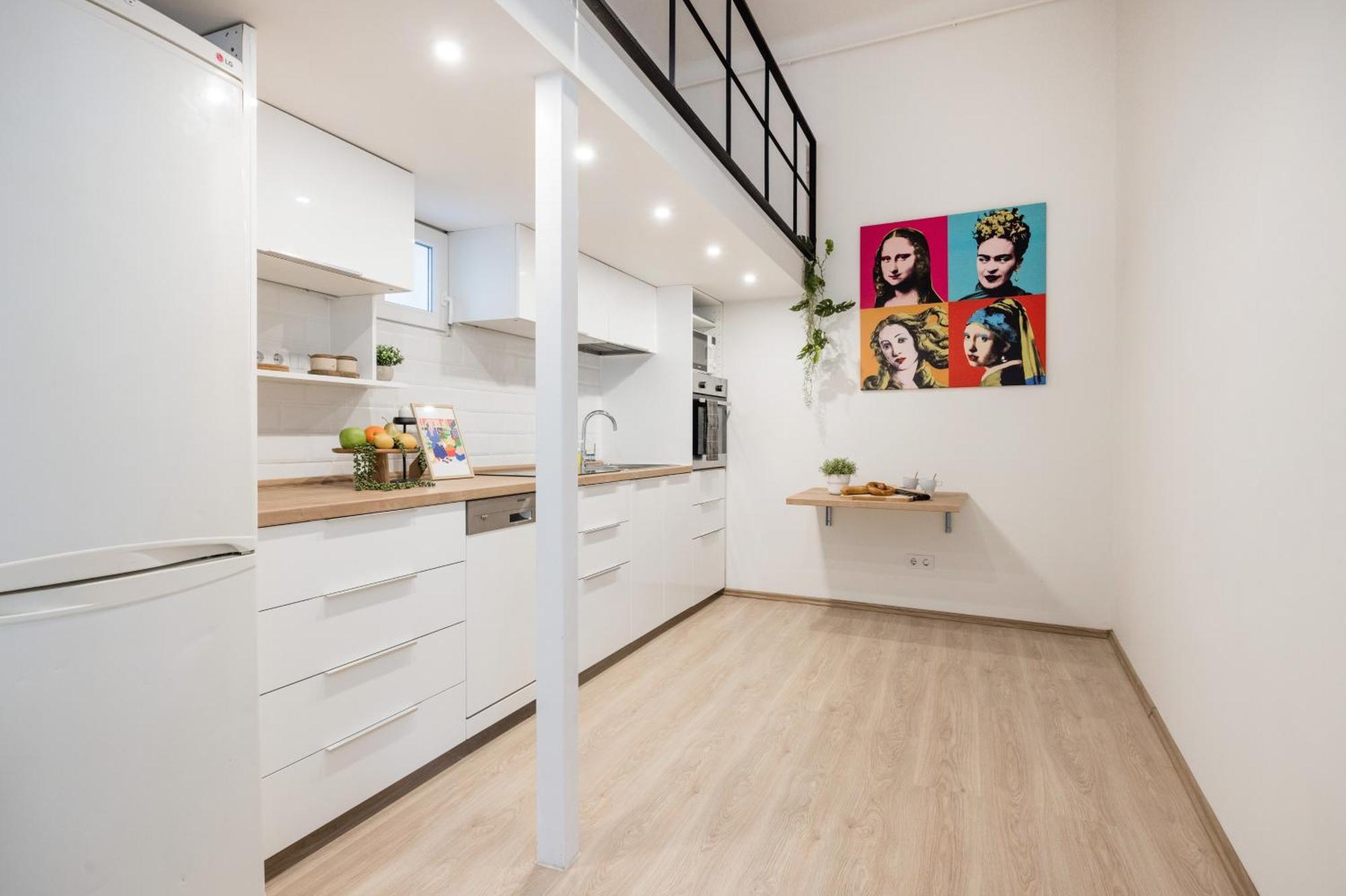 Chic 3br Heart Of District 7- Gem Lägenhet *