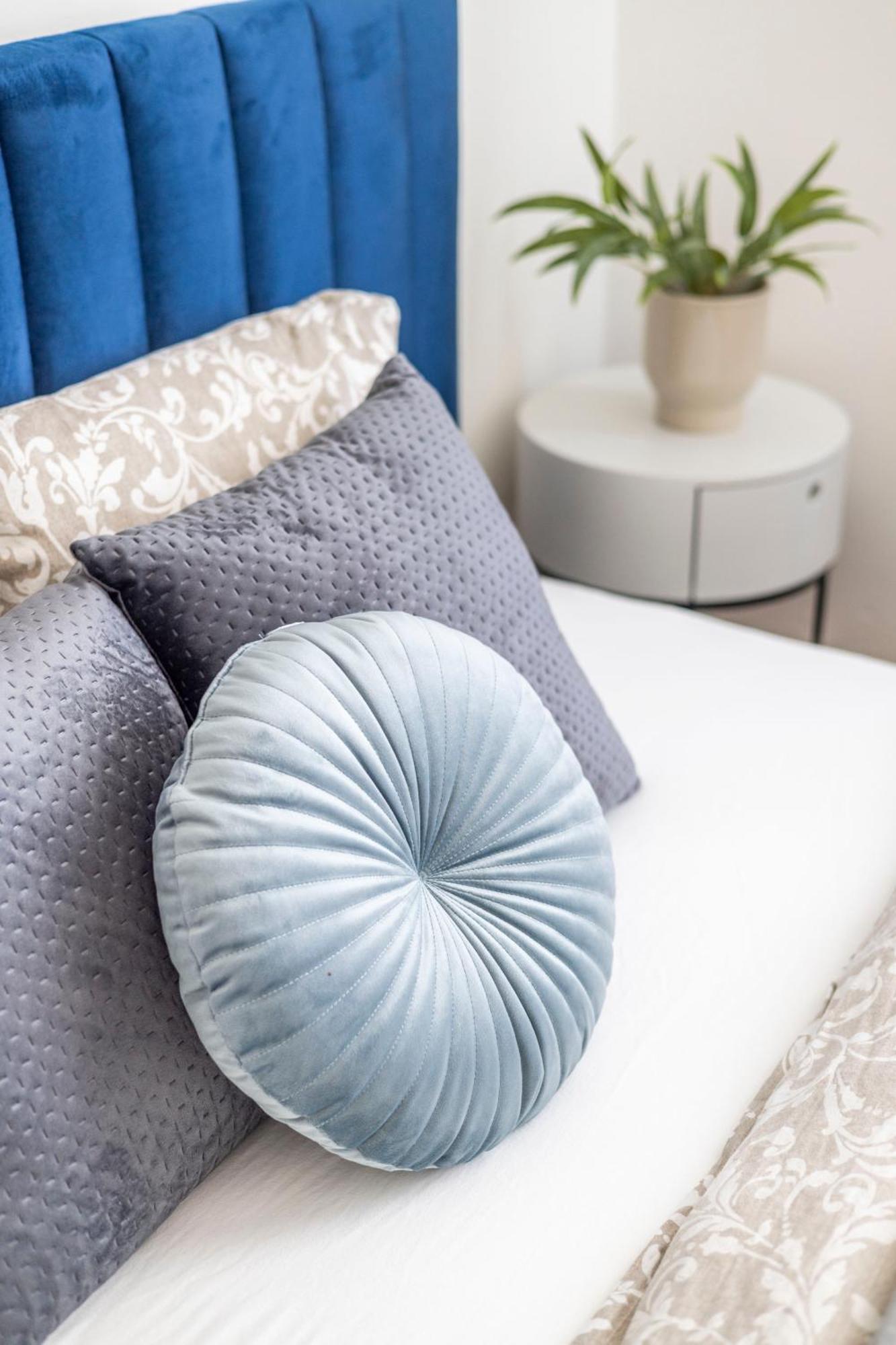 Stylish & Charming Cozy By Prestige Homes *