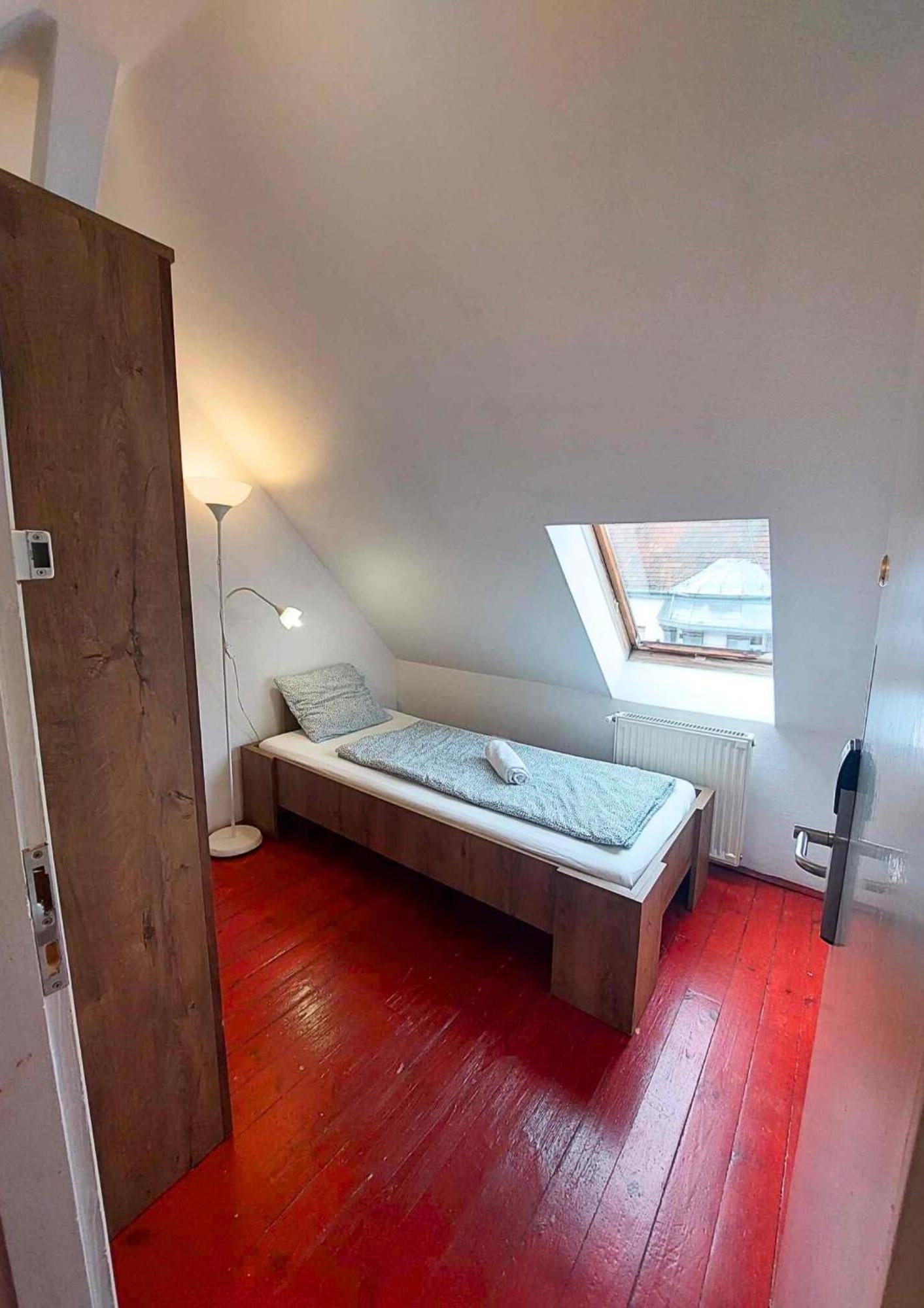 Hostal Black Sheep Smart *