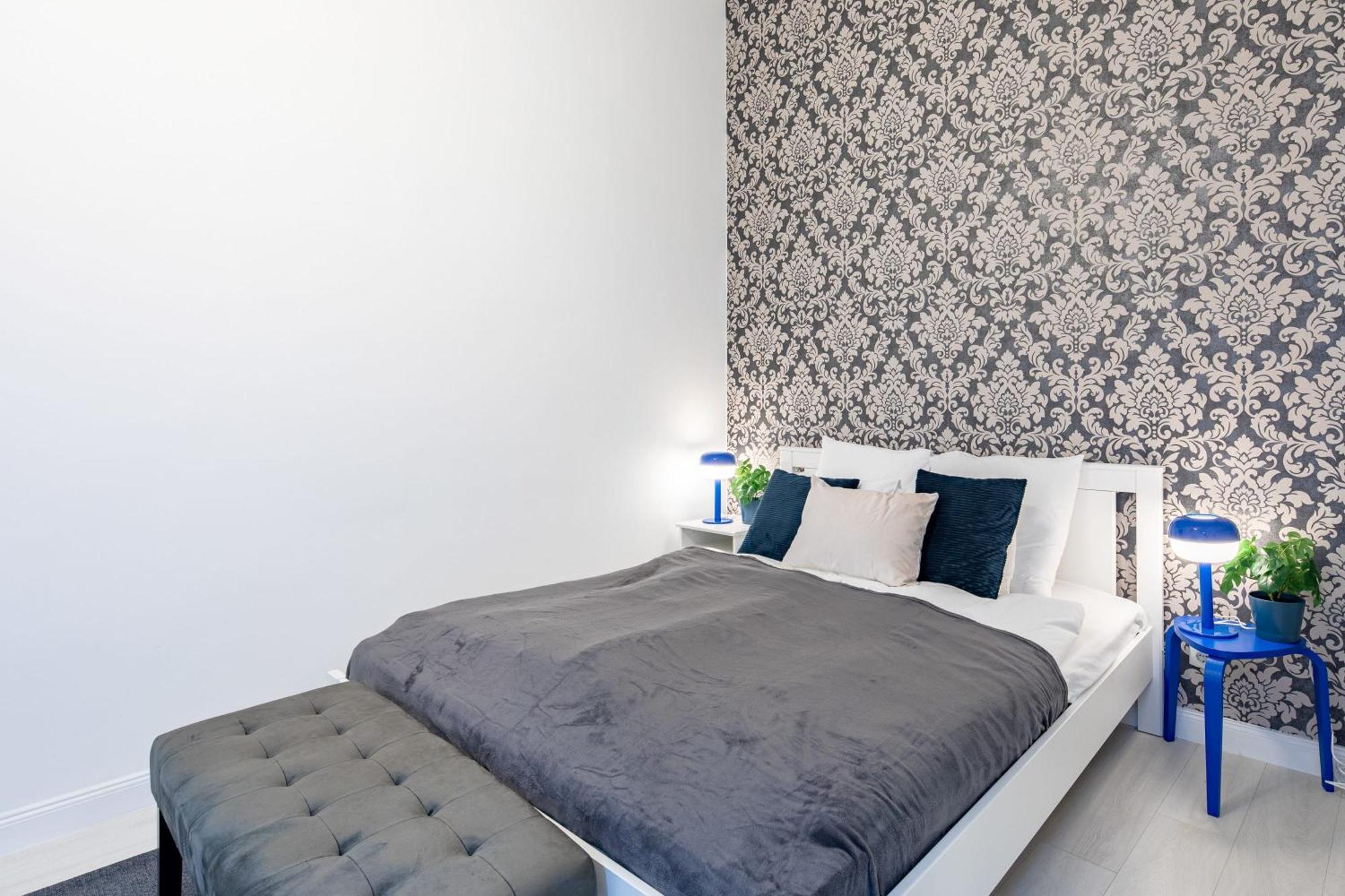 Central - Stylish - Spacious Apartament