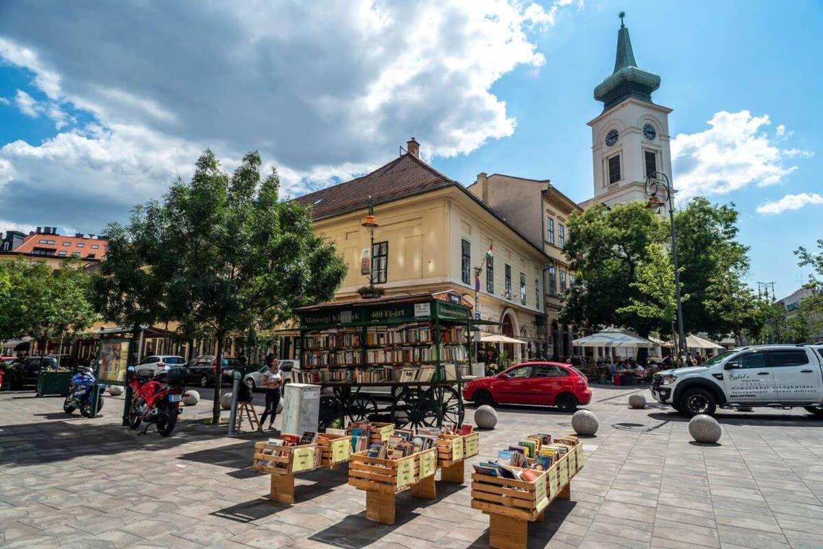 Extra Brand New And Large Ac Apartamento Budapest
