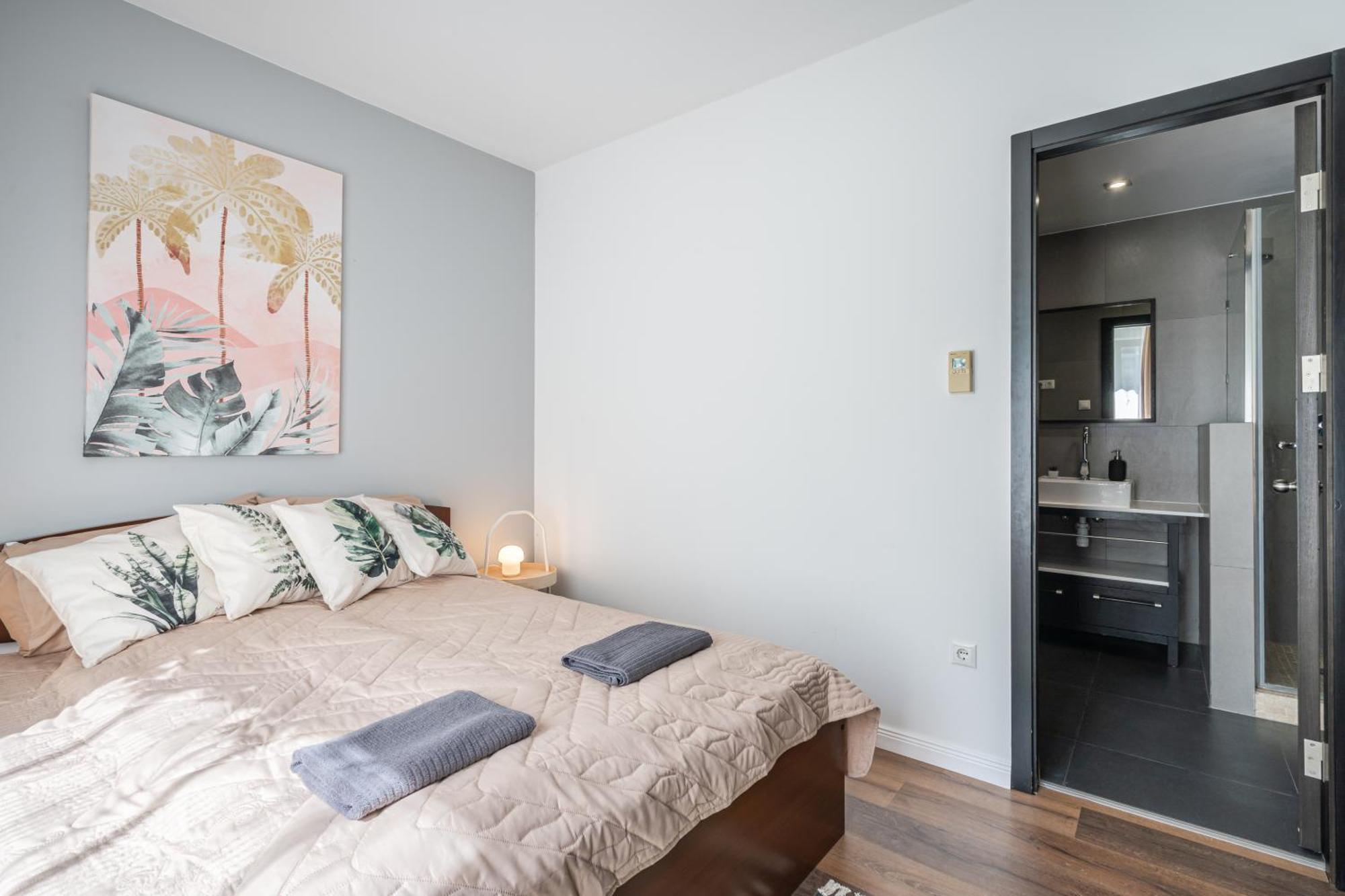 Center Wellness - Pool-gym-parking Apartman
