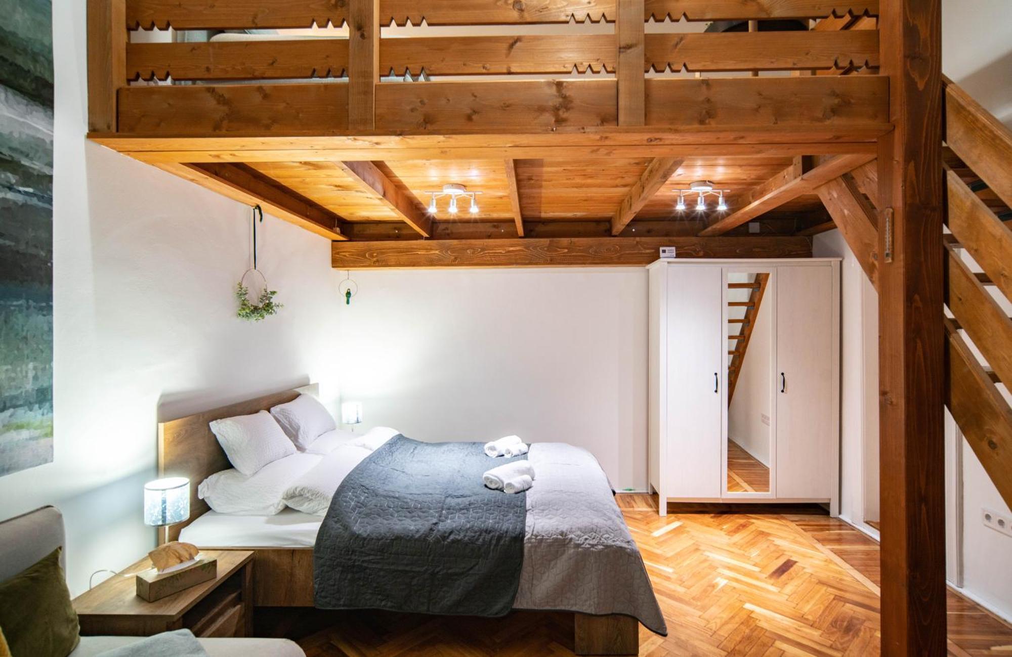 Szentkiralyi38 - Central, Ac, 4 People Appartamento