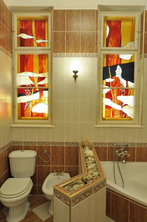 Charming Art Deco Flat Apartment *