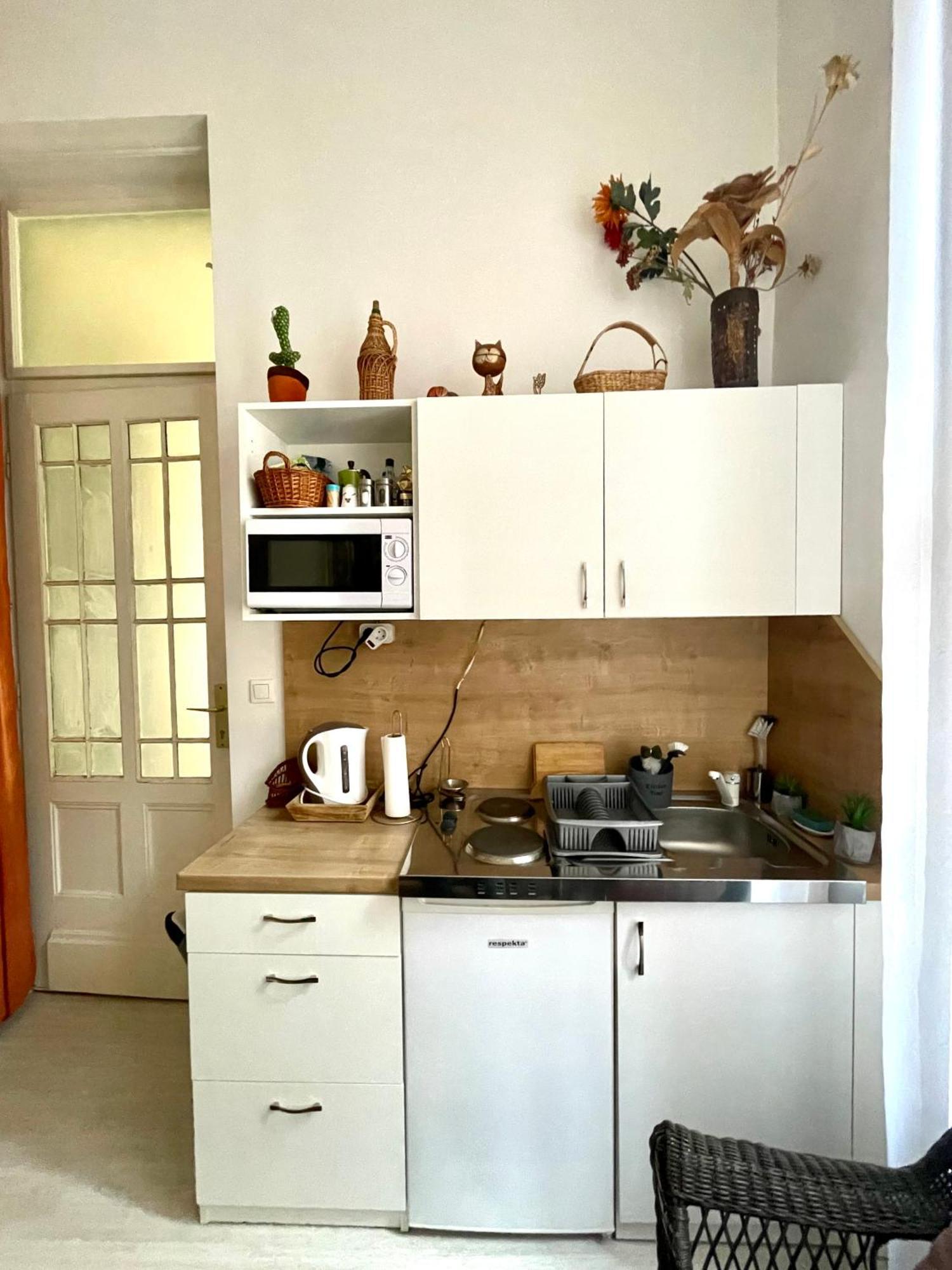 Apartment Junior Orange Next To Danube
