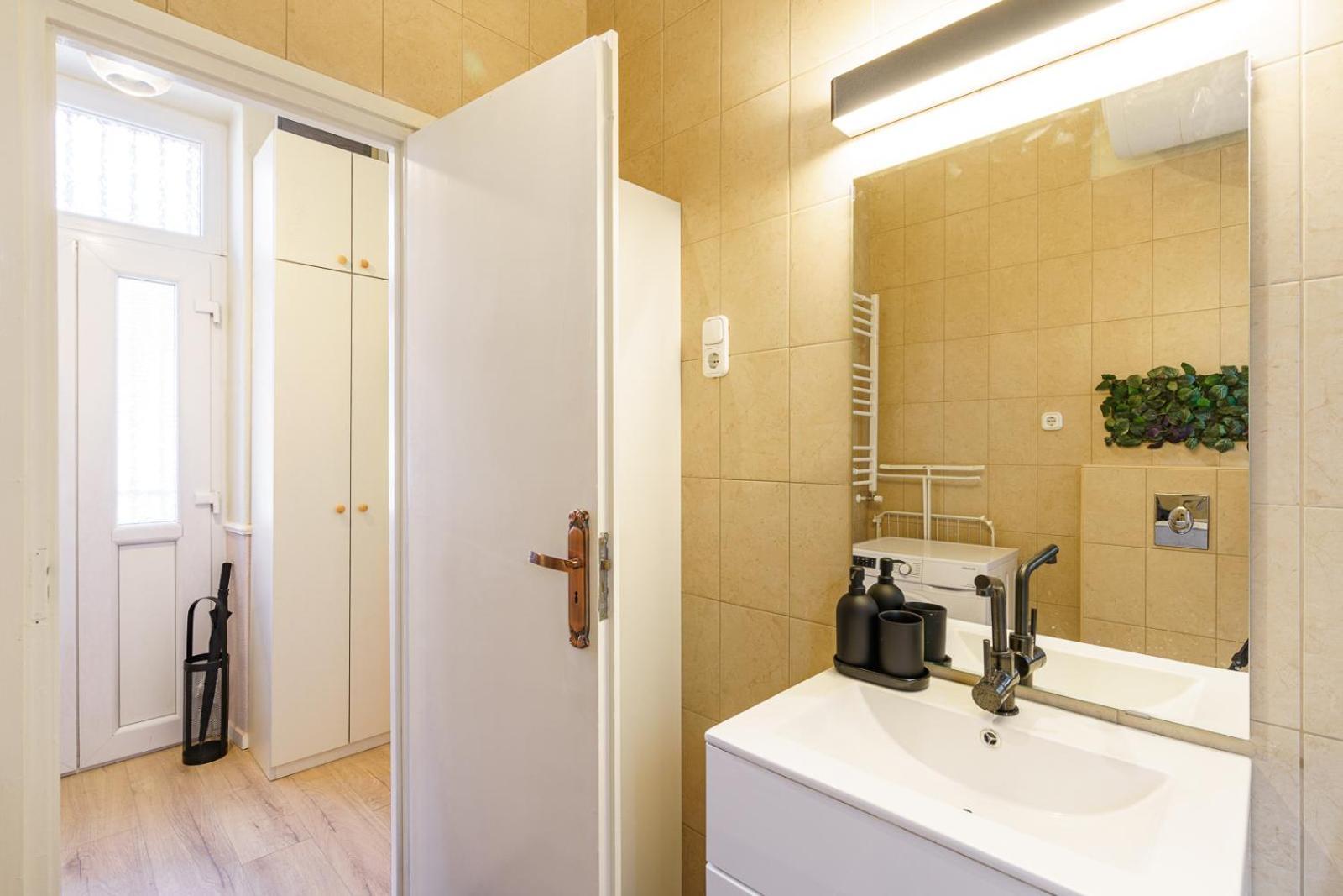 Sunny New Luxurious At The Jewish District Apartment Budapest