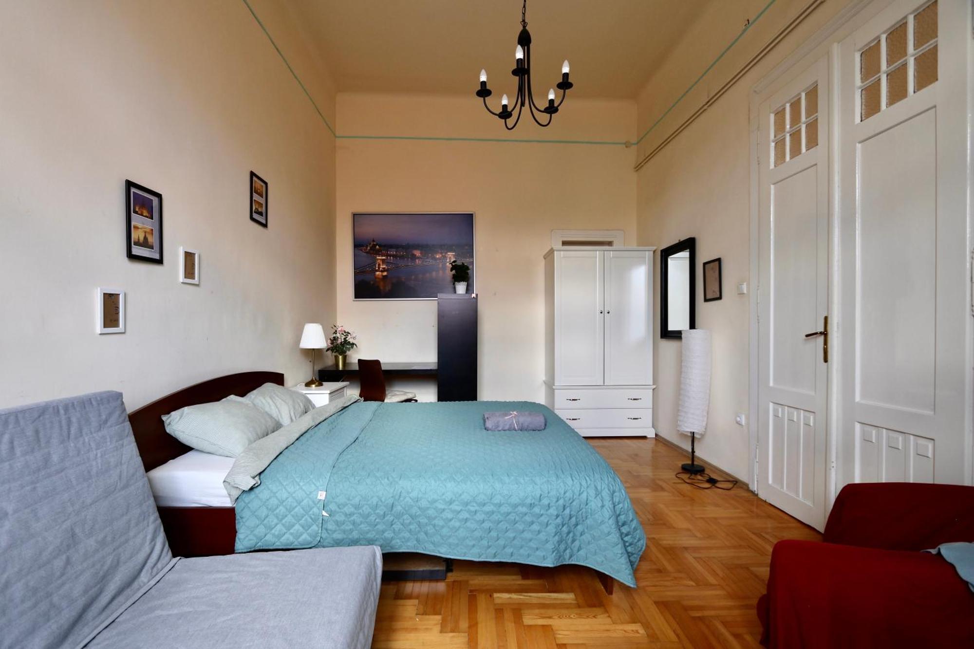 City Views Apartment