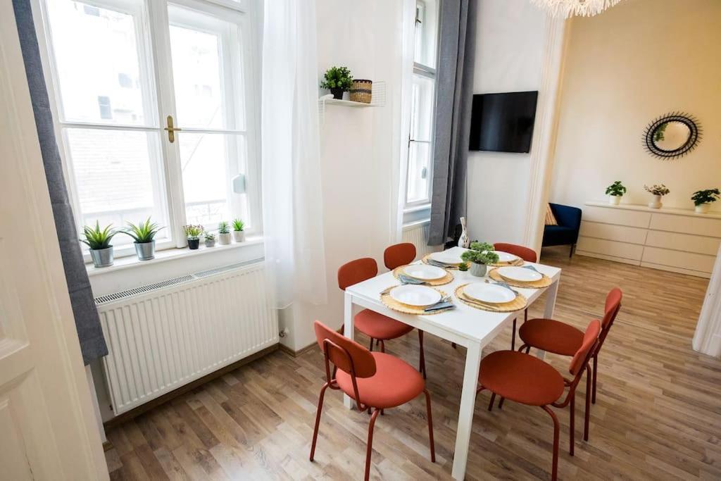 Apartmán Opera With Three Bedroom W Ac Budapešť