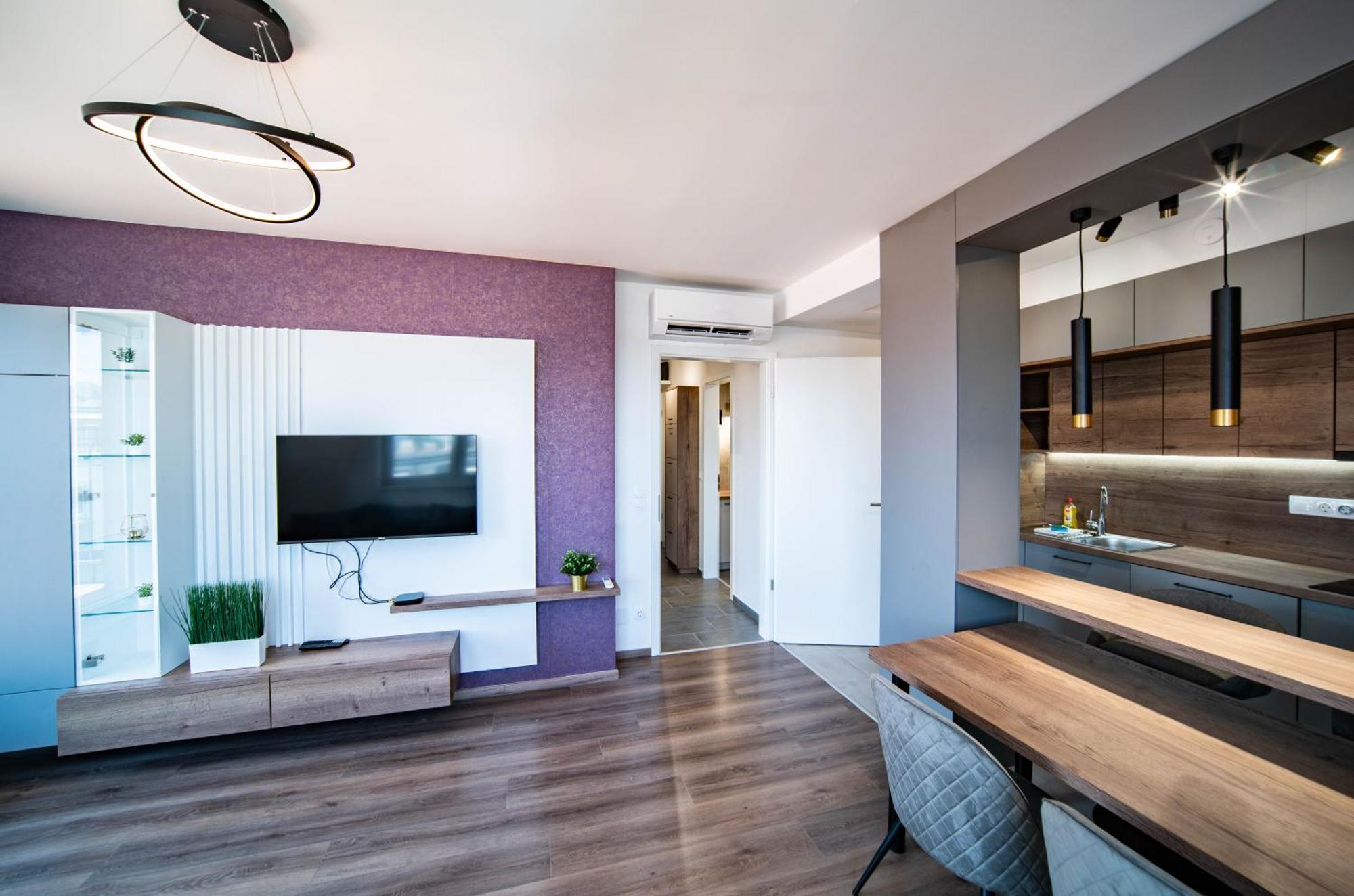 Free Parking Rooftop 4ppl Budapest