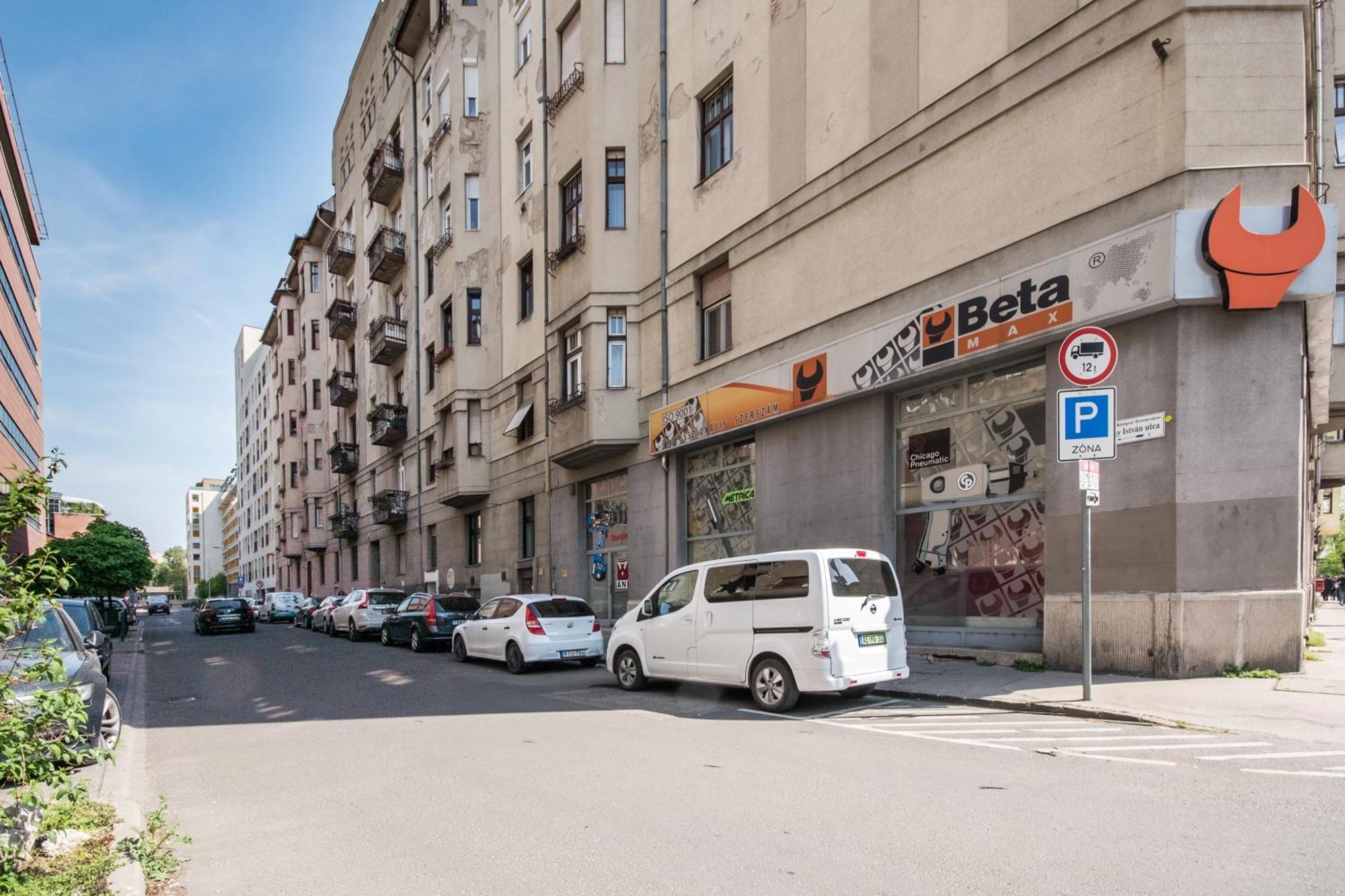 Duna Breeze Coziness And Style * Budapest