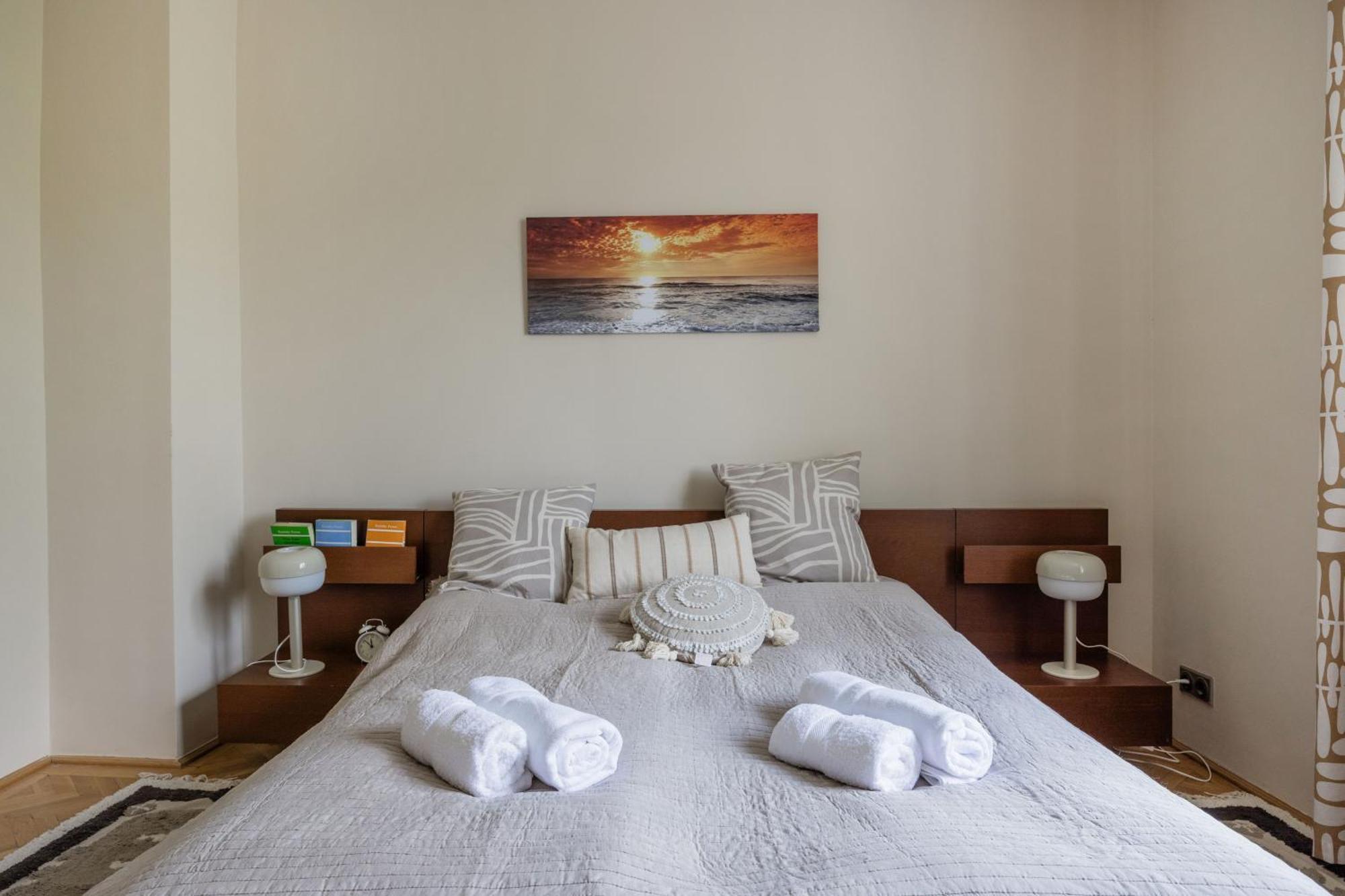Apartment Family Near Park Budapest
