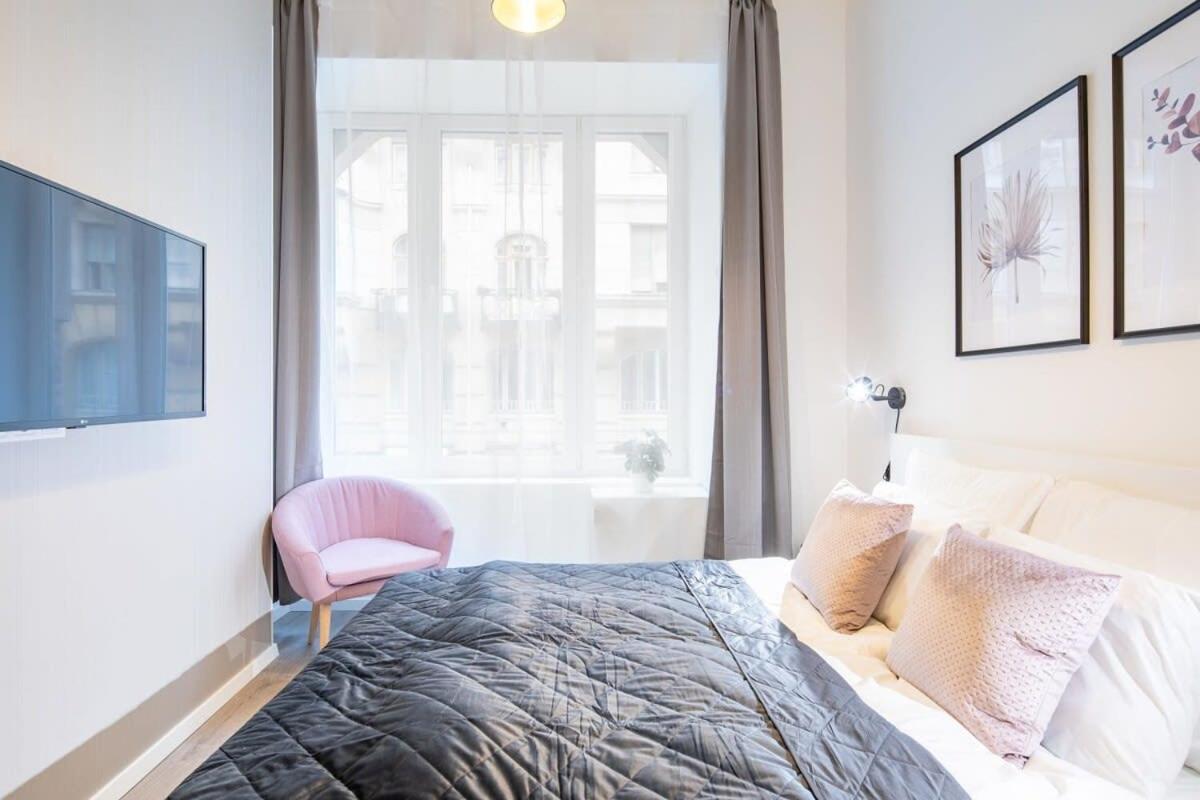 Extra - Mini Modern *