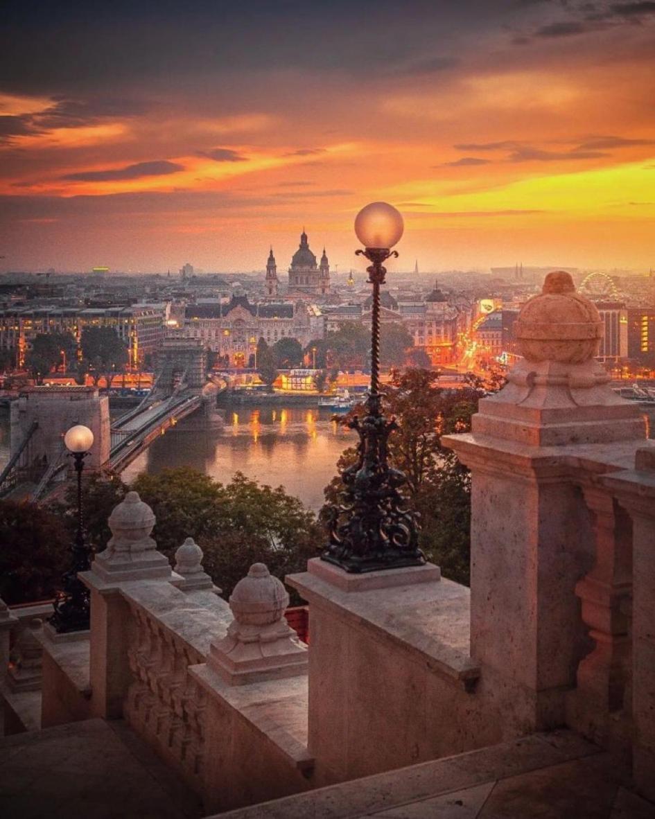 U Central * Budapest