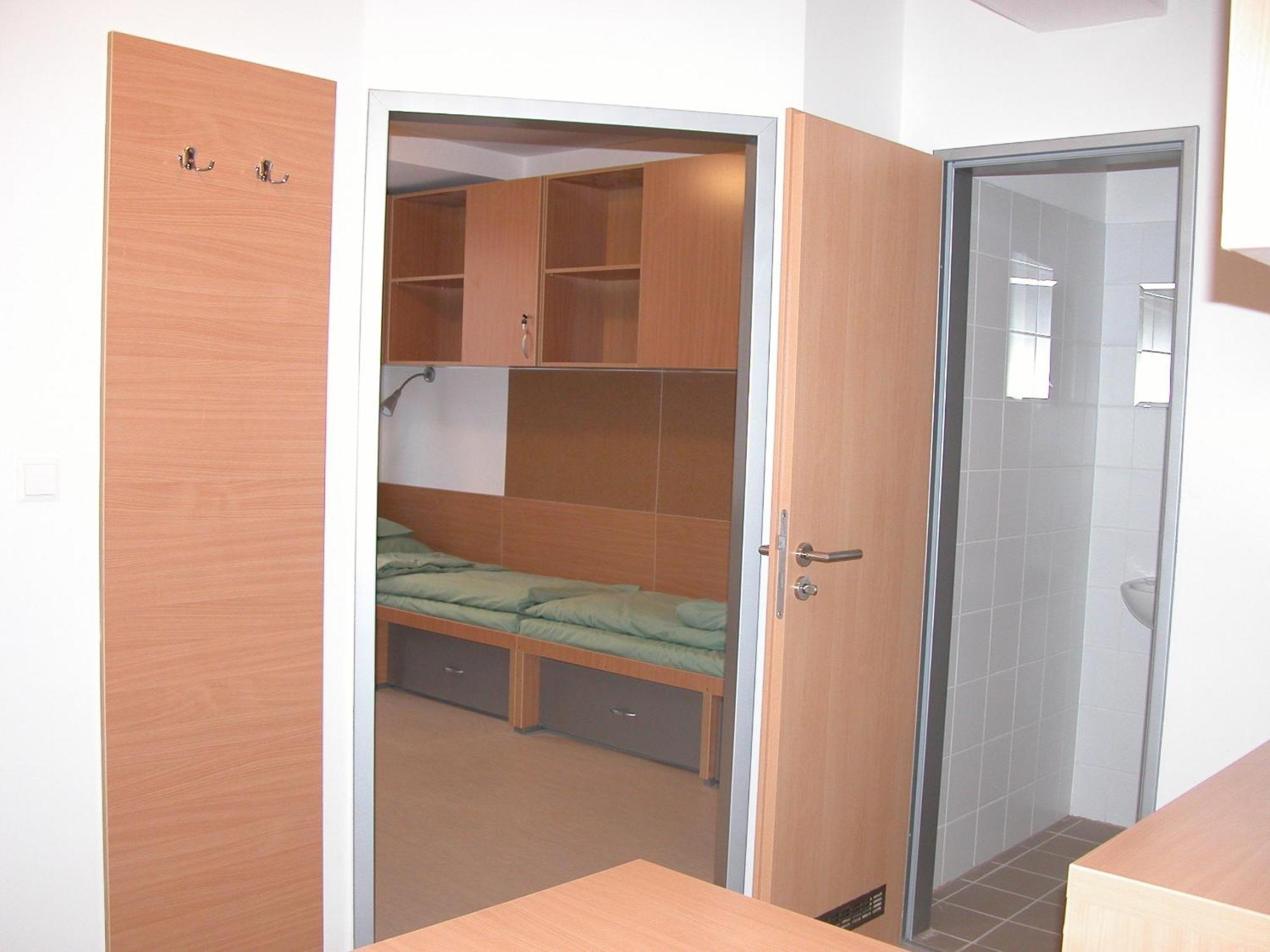 Hostal Corvin *