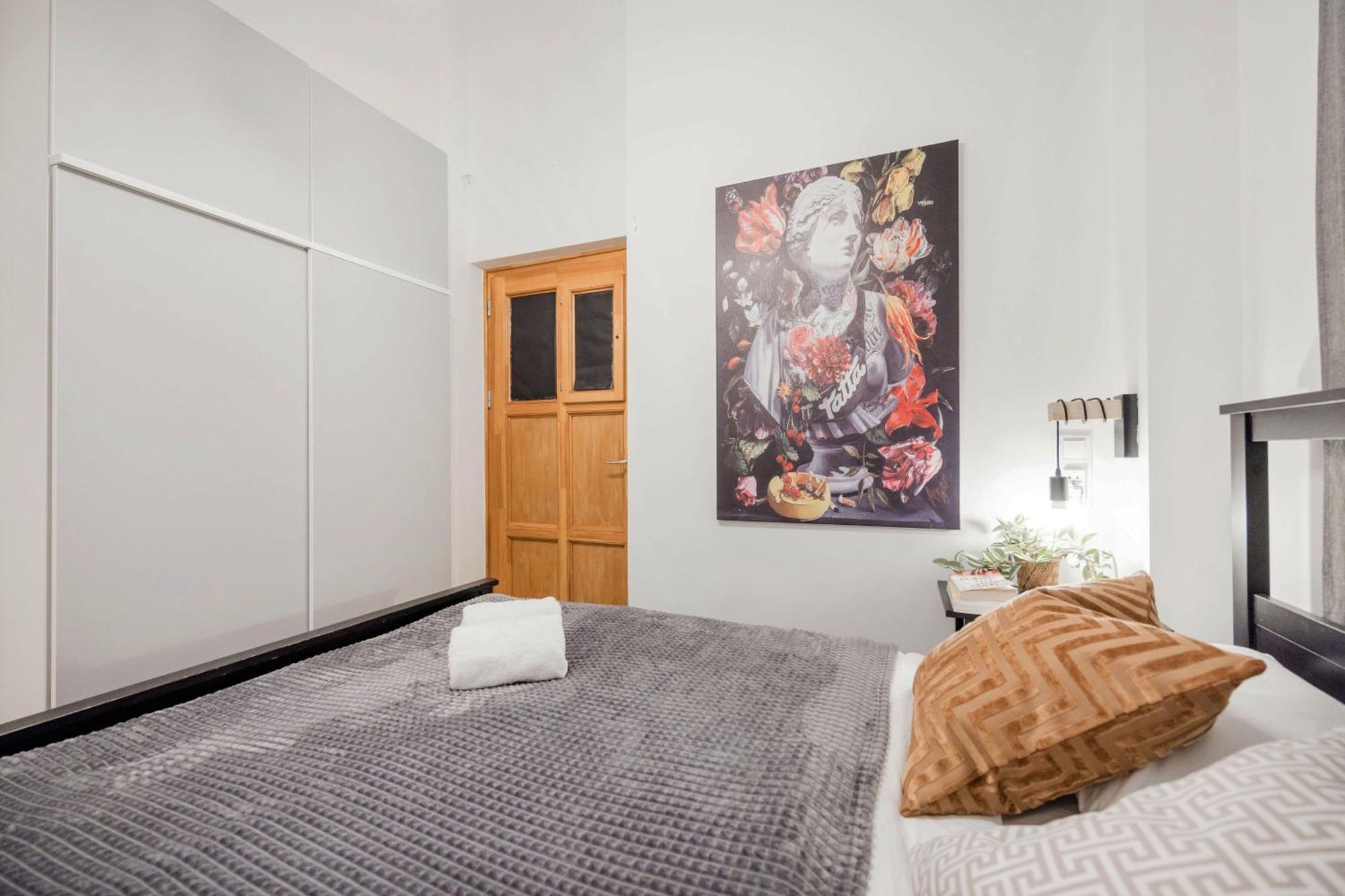 Apartamento Wellness Wonderland Garden, Sauna, Jacuzzi In Cbd Budapest