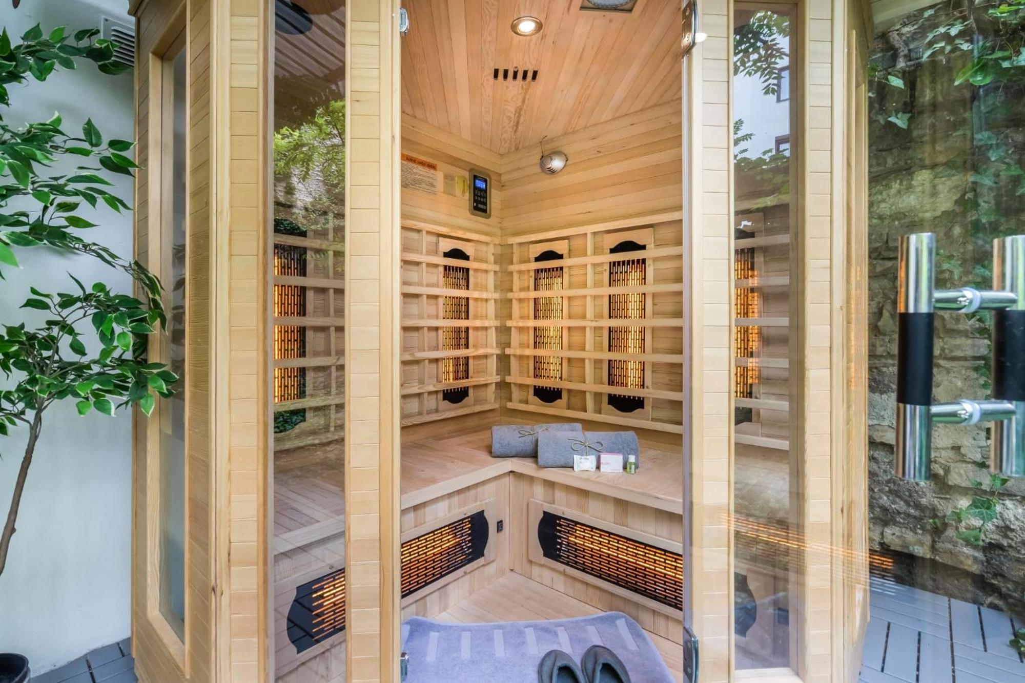 Apartamento Wellness Wonderland Garden, Sauna, Jacuzzi In Cbd