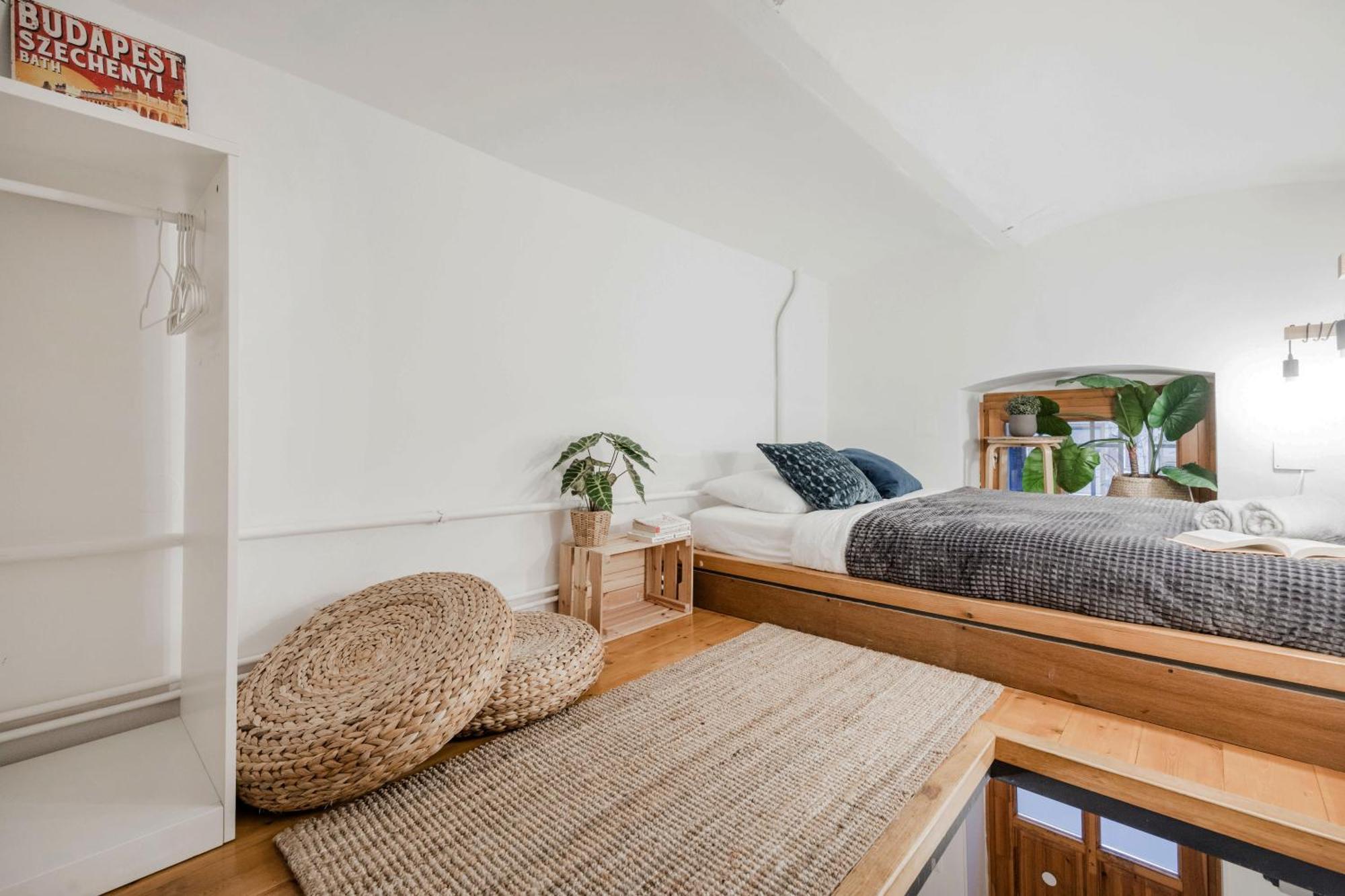 Wellness Wonderland Garden, Sauna, Jacuzzi In Cbd Apartamento Budapest