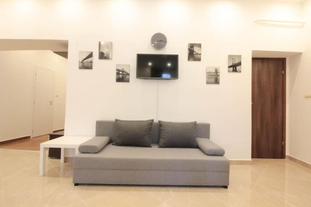 Apartmán Elegant Downtown At Kiraly 39
