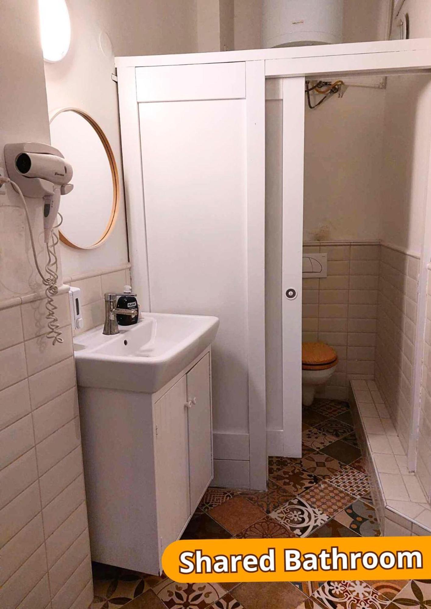 Goodmo Smart Hostal *