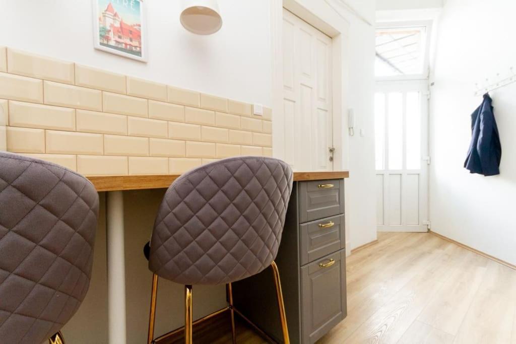 Historic Charm On Dohany Street By Newave