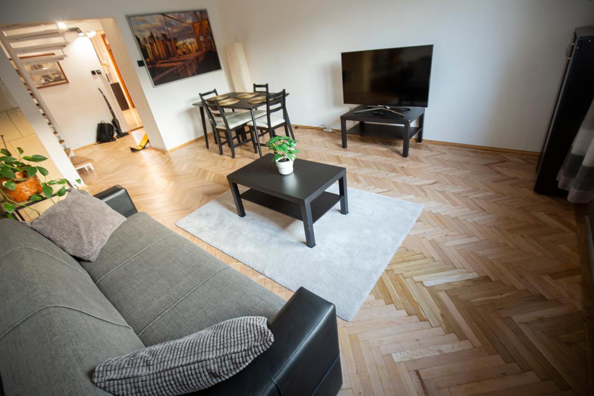 Huge 2 Bedroom Flat With Stunning View - Close To Sziget Appartamento