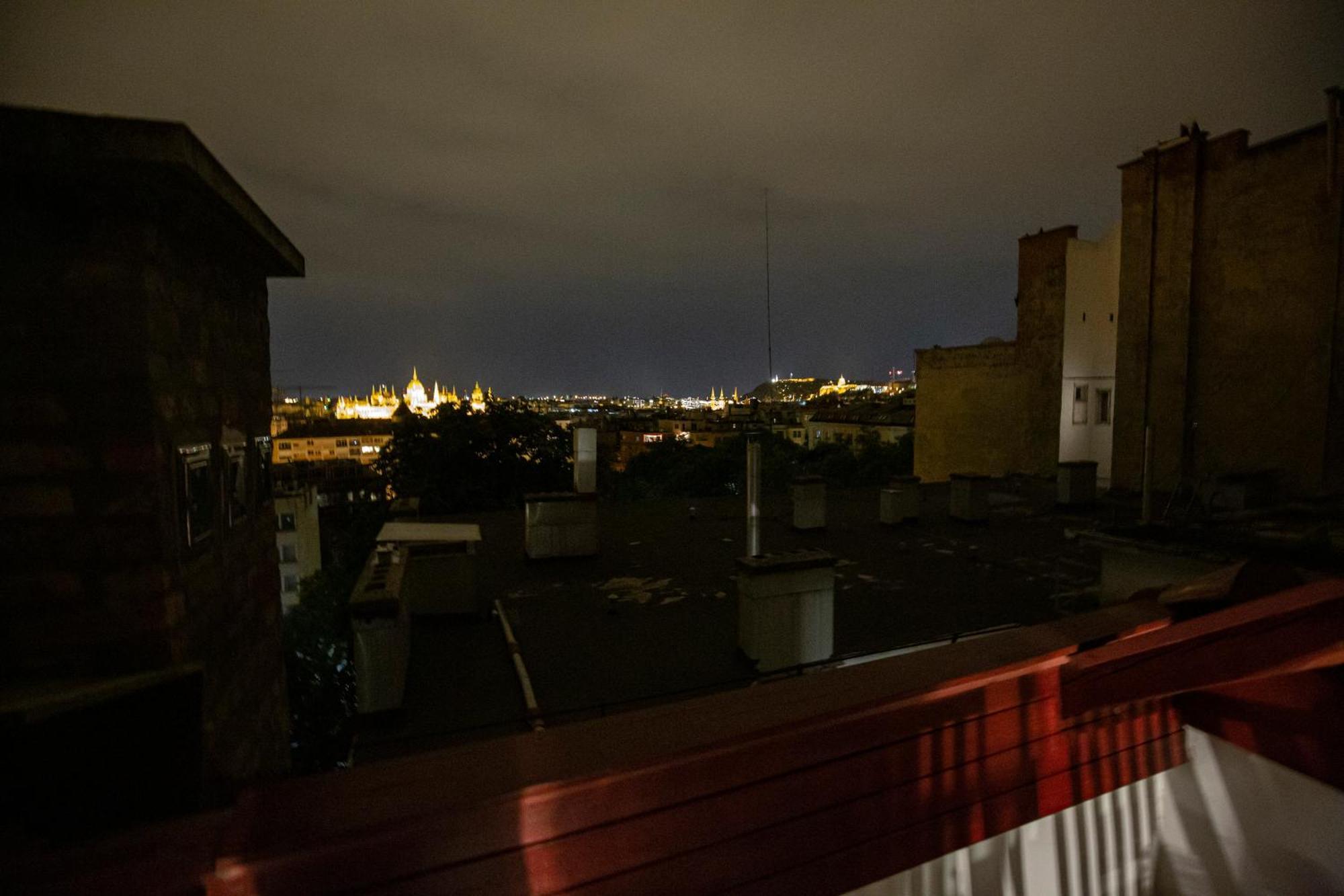 Appartamento Huge 2 Bedroom Flat With Stunning View - Close To Sziget *