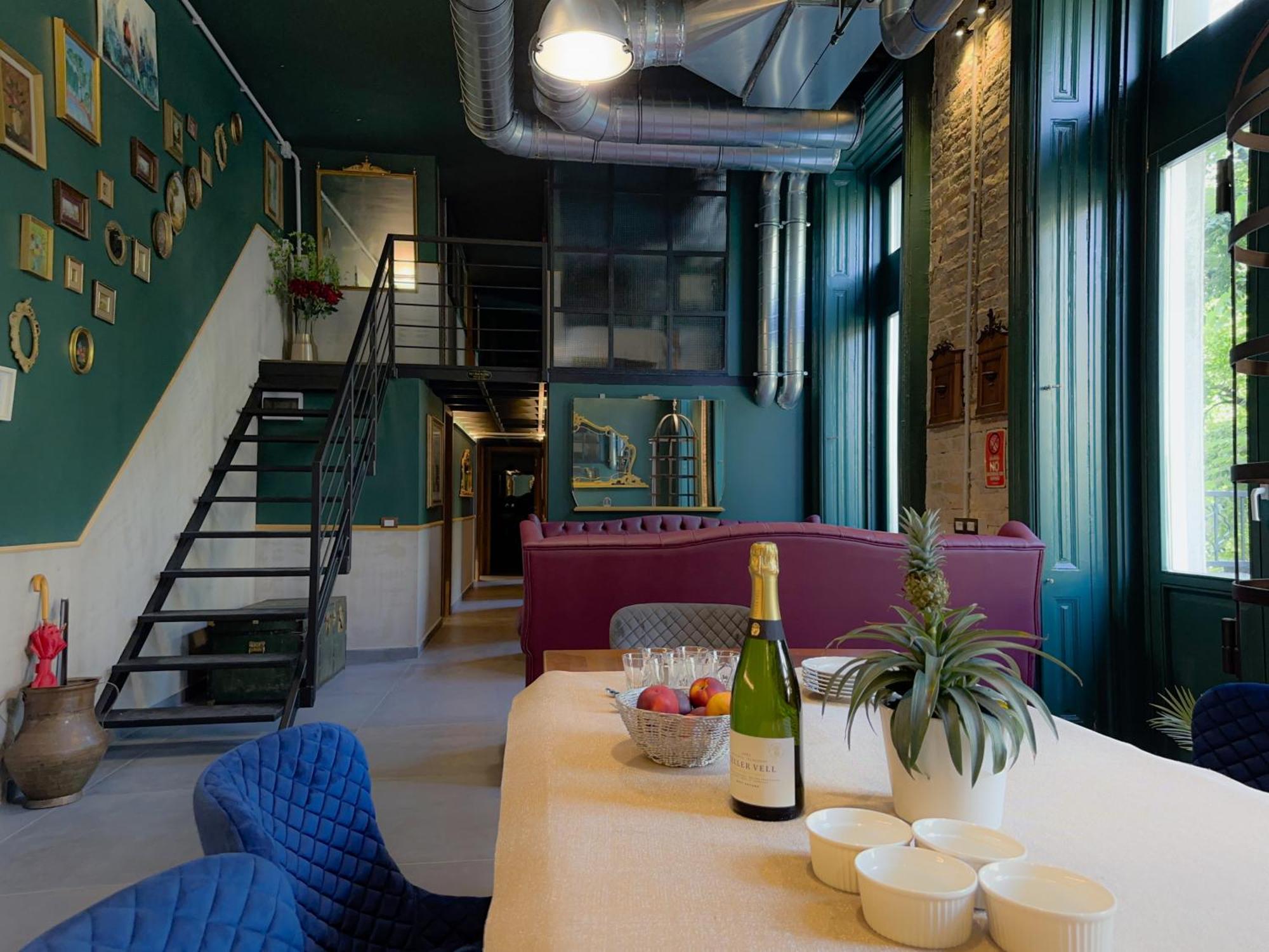 The Address Loft - Devotion Apartment