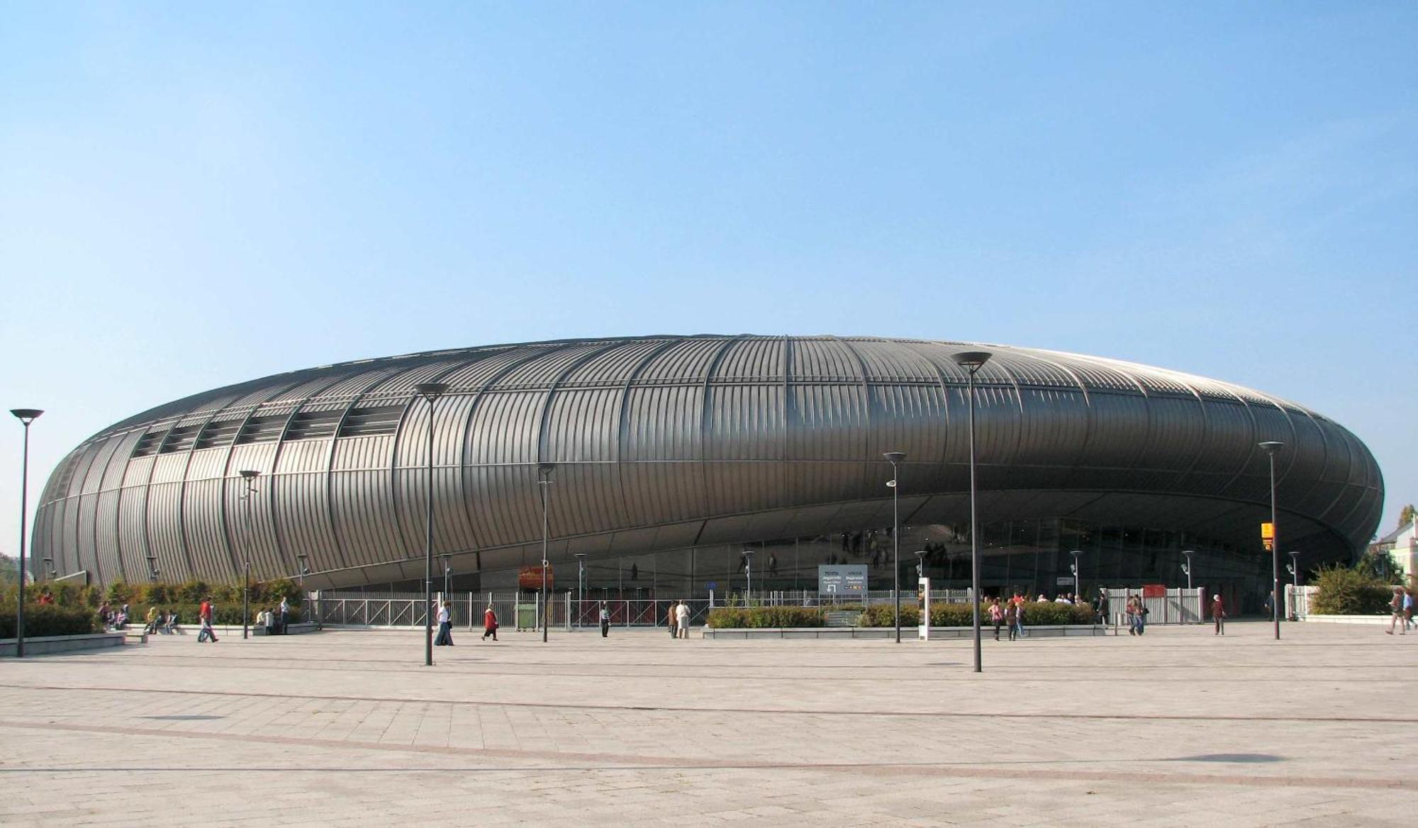 Lady Mabel's Near To Arena, Puskas Stadion And Park, With Guarded Parking Place Appartamento