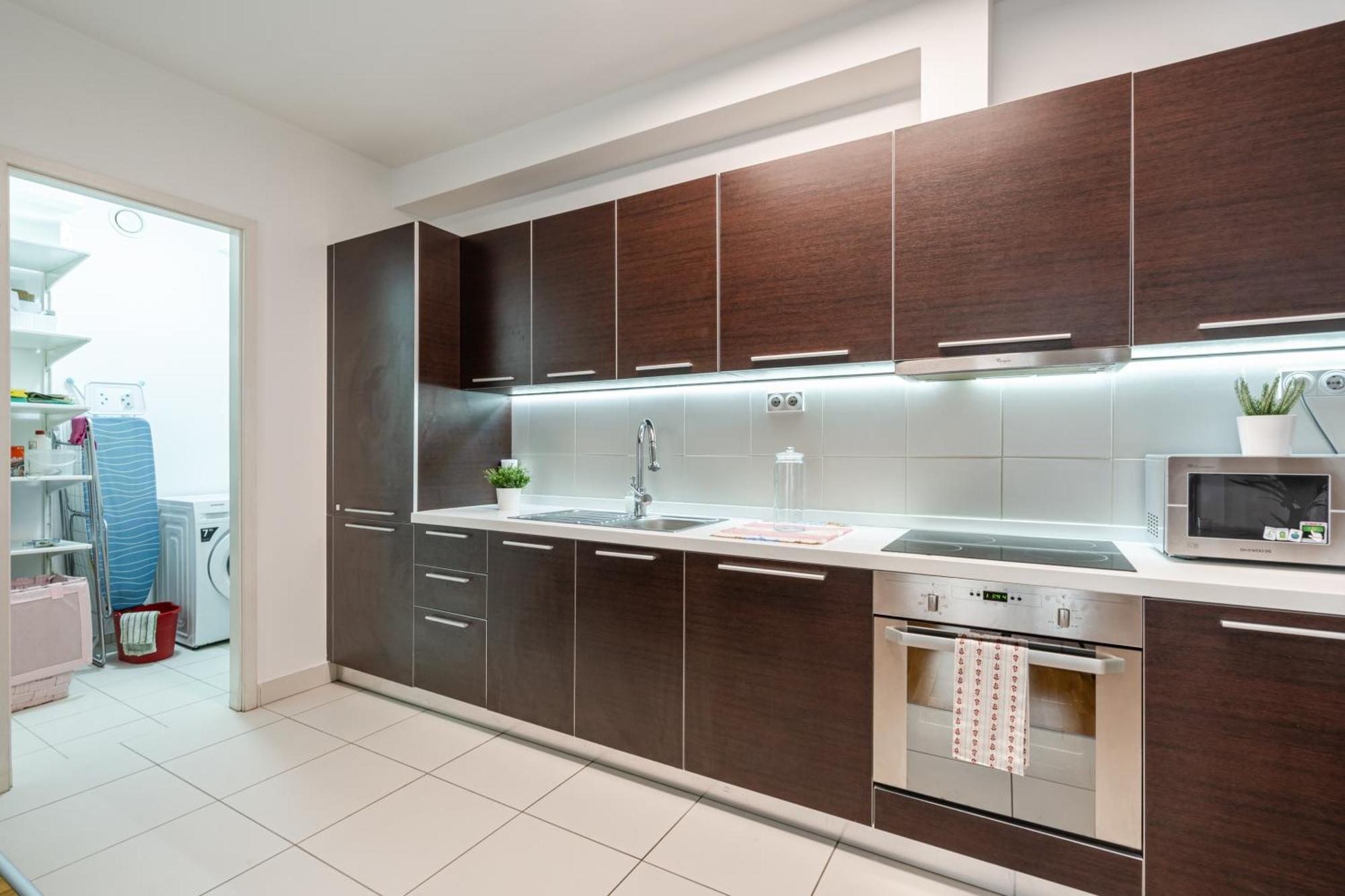 Of Serenity - 2 Bdr, Free Parking And Terrace Appartement *