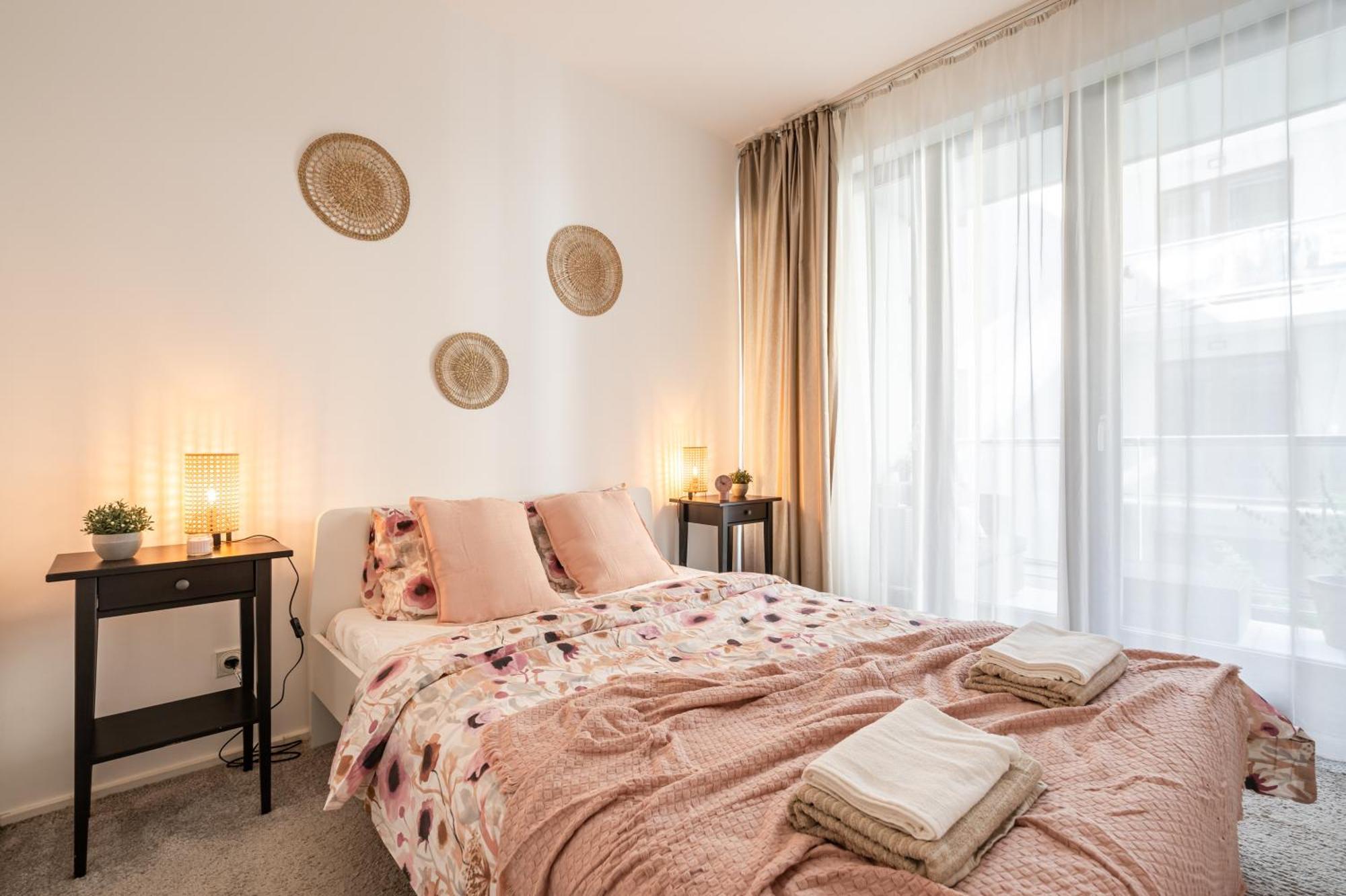 Appartement Of Serenity - 2 Bdr, Free Parking And Terrace *