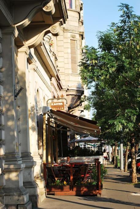 Riverside Center, 5th District * Budapest